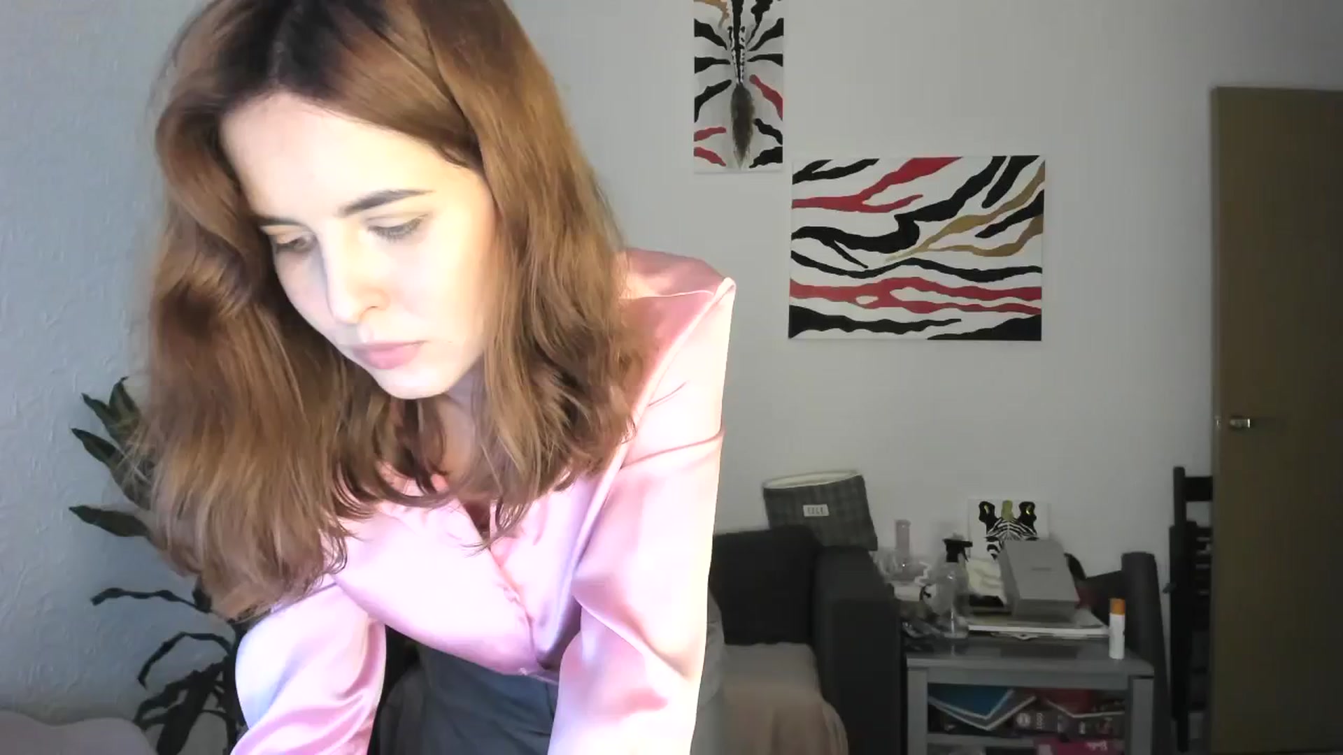Gallery image thumbnail from AhahaGirl's myfreecams stream on, 11/14/2025, 16:34 image 12 of 20