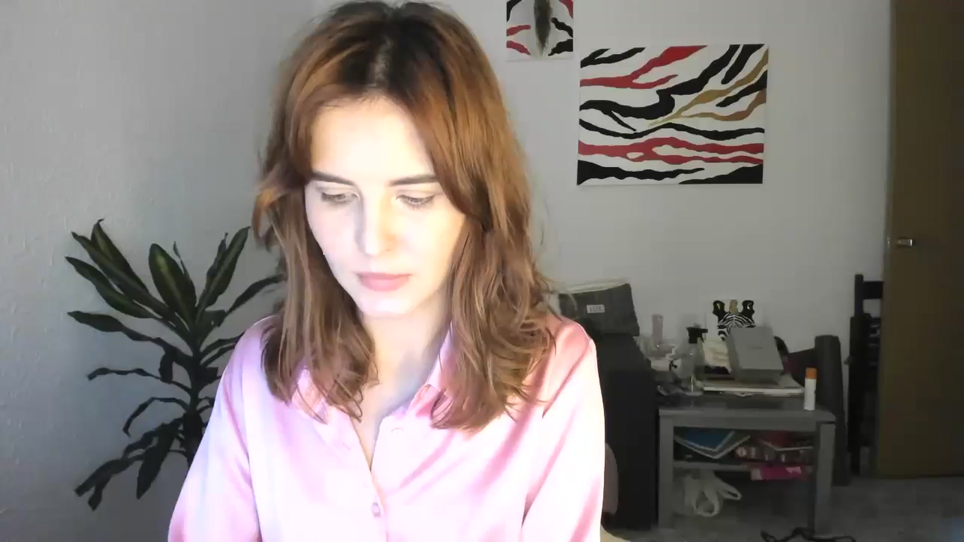 Gallery image thumbnail from AhahaGirl's myfreecams stream on, 11/14/2025, 16:34 image 9 of 20
