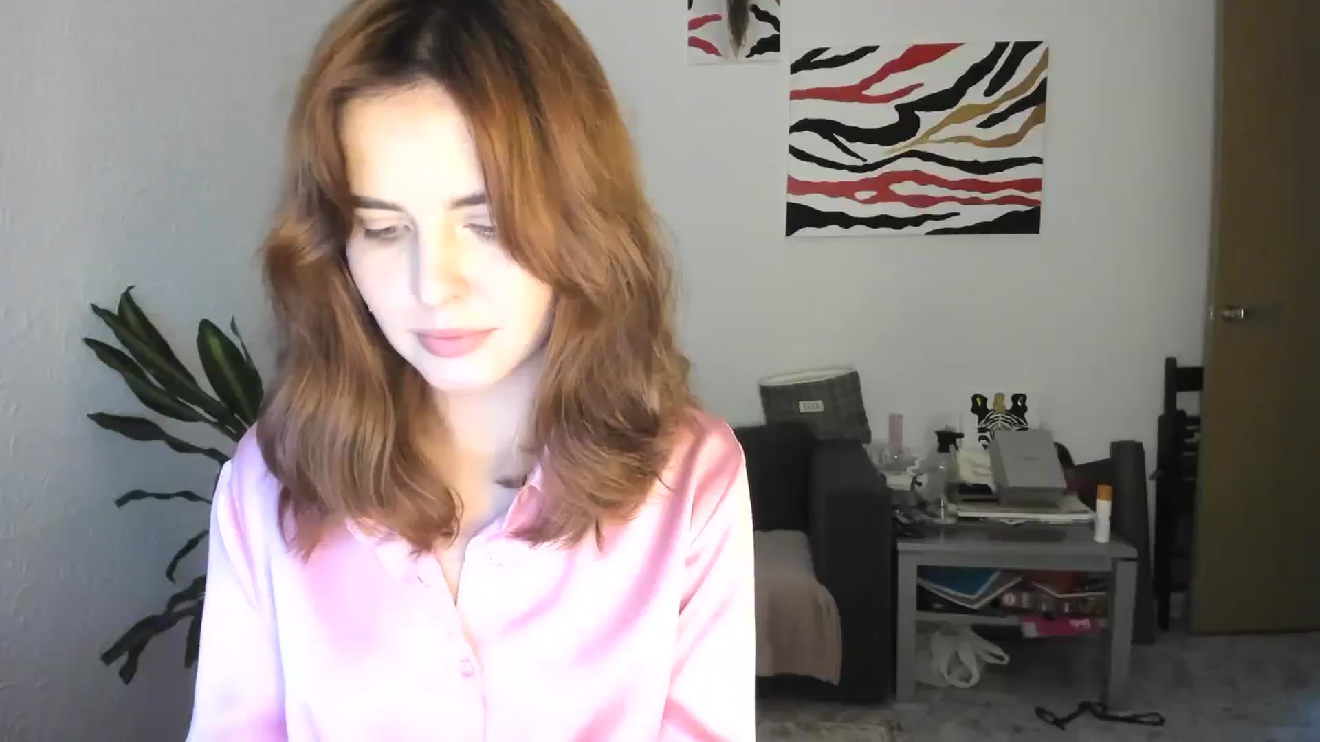 Gallery image thumbnail from AhahaGirl's myfreecams stream on, 11/14/2025, 16:34 image 15 of 20