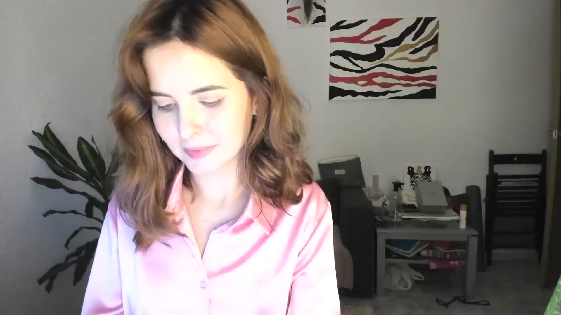 Gallery image thumbnail from AhahaGirl's myfreecams stream on, 11/14/2025, 18:07 image 8 of 20