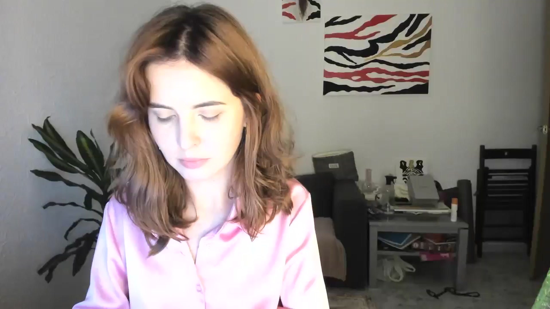 Gallery image thumbnail from AhahaGirl's myfreecams stream on, 11/14/2025, 18:07 image 1 of 20