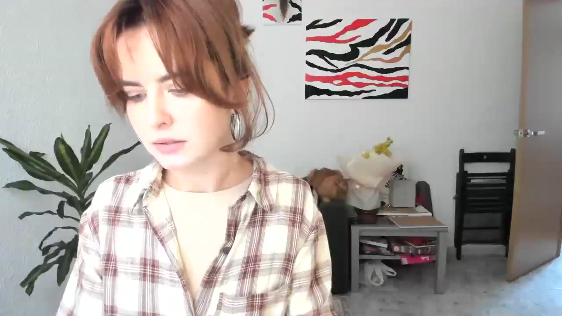Gallery image thumbnail from AhahaGirl's myfreecams stream on, 11/17/2025, 14:16 image 19 of 20