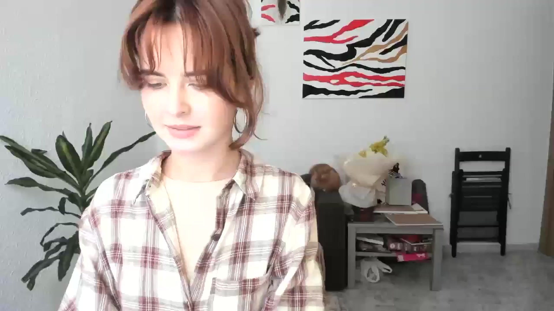 Gallery image thumbnail from AhahaGirl's myfreecams stream on, 11/17/2025, 14:16 image 12 of 20