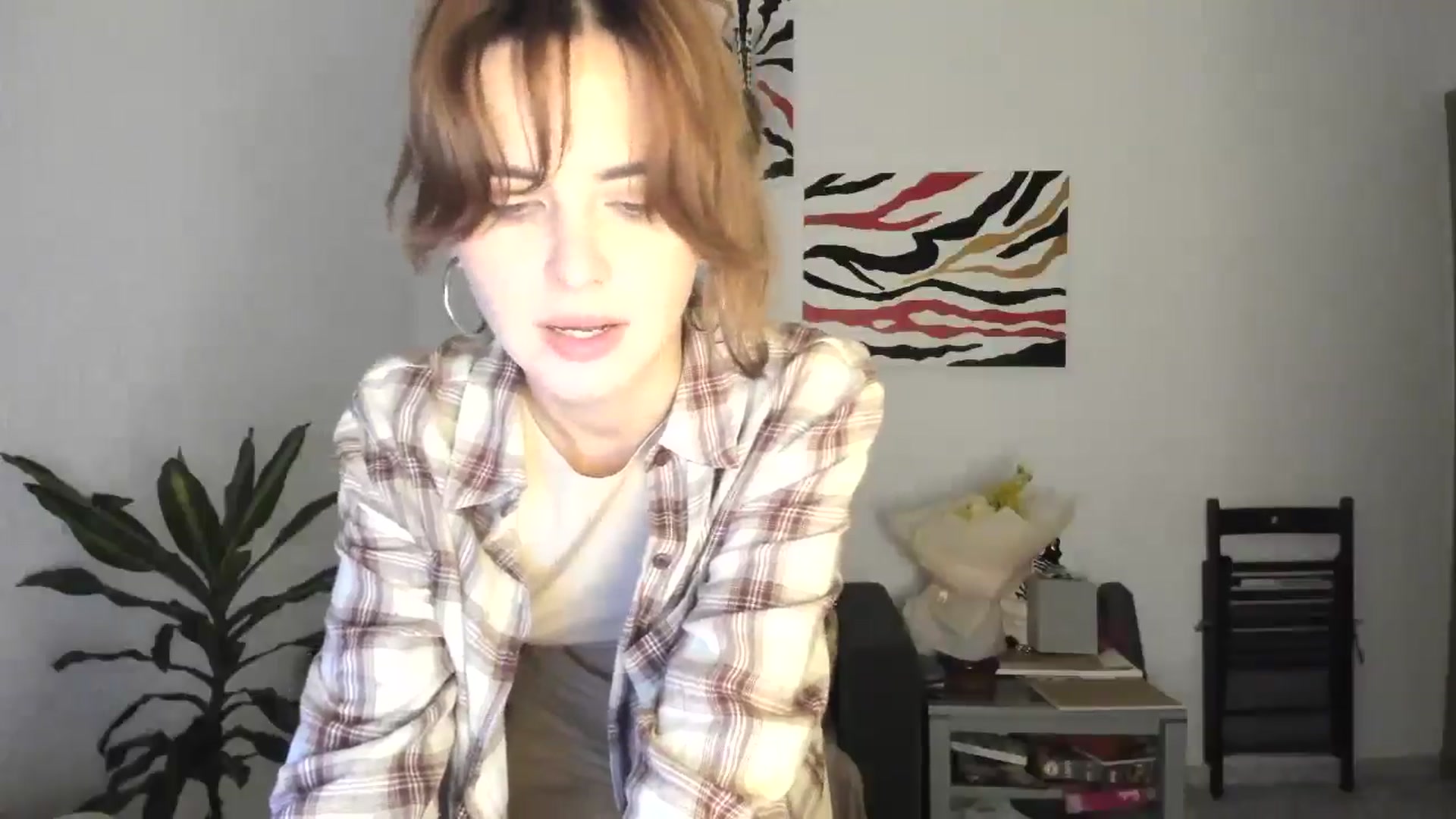 Gallery image thumbnail from AhahaGirl's myfreecams stream on, 11/17/2025, 17:03 image 3 of 20