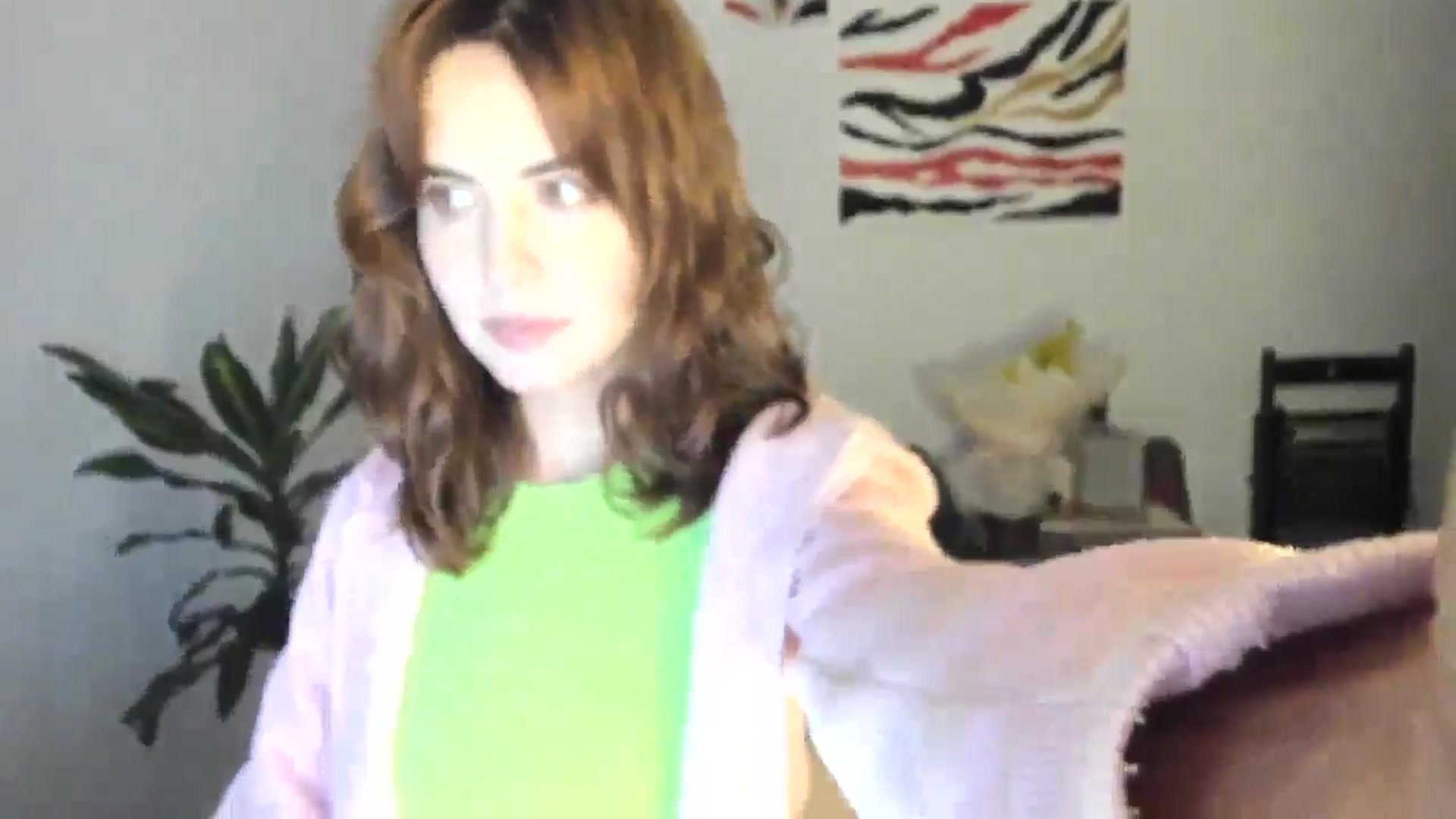 Gallery image thumbnail from AhahaGirl's myfreecams stream on, 11/18/2025, 17:24 image 5 of 20