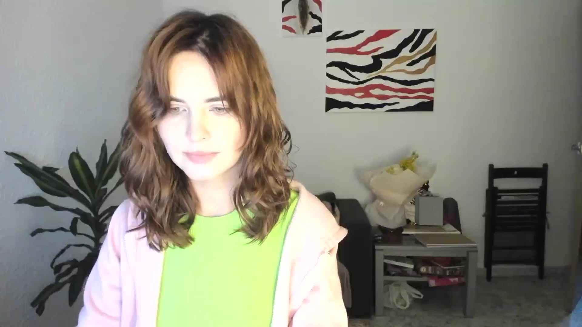 Gallery image thumbnail from AhahaGirl's myfreecams stream on, 11/18/2025, 17:24 image 6 of 20