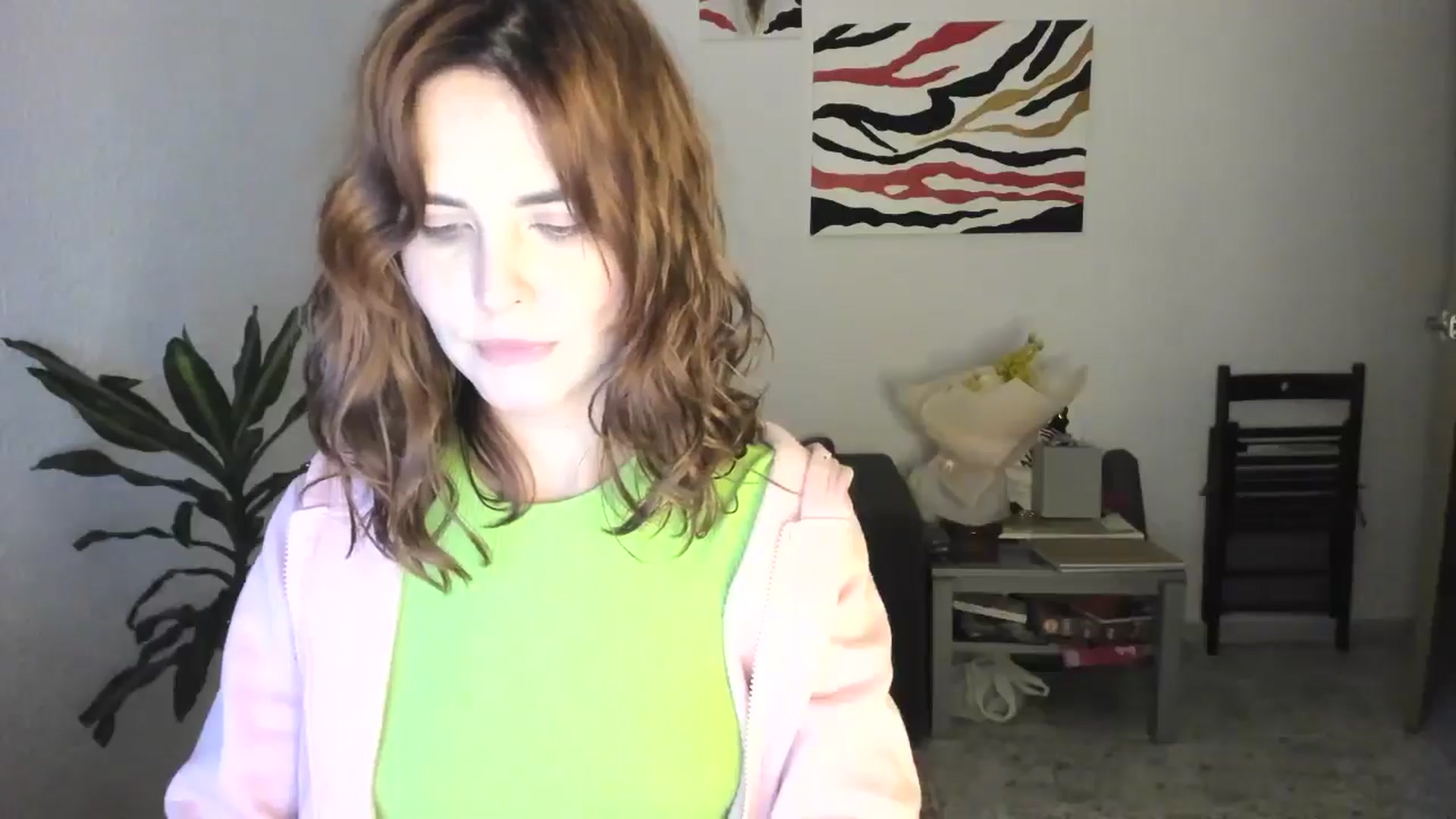 Gallery image thumbnail from AhahaGirl's myfreecams stream on, 11/18/2025, 17:24 image 12 of 20