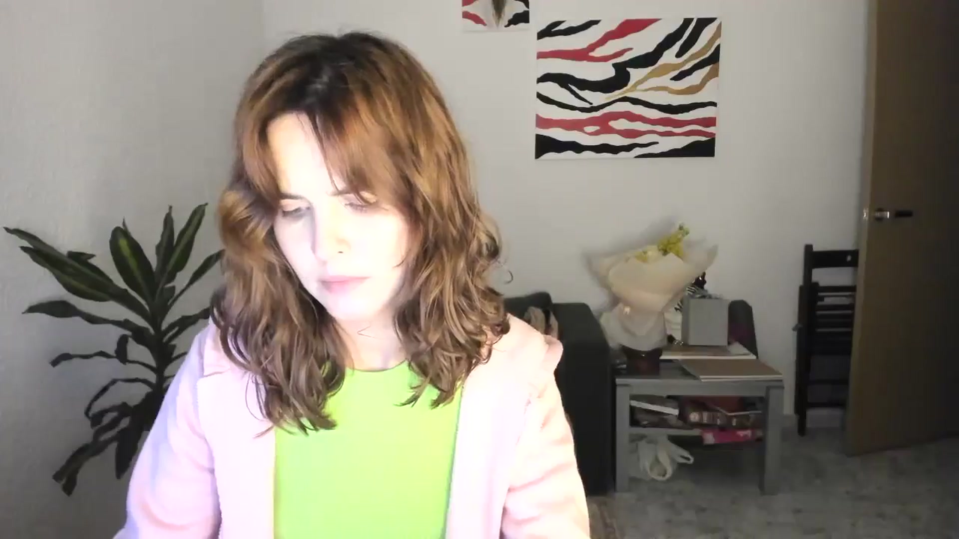Gallery image thumbnail from AhahaGirl's myfreecams stream on, 11/18/2025, 18:44 image 16 of 20