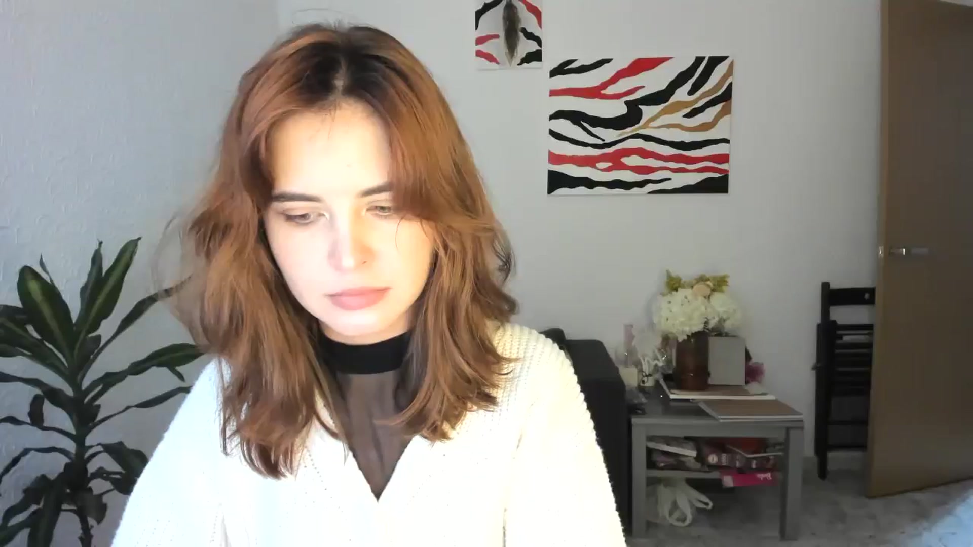 Gallery image thumbnail from AhahaGirl's myfreecams stream on, 11/19/2025, 14:48 image 9 of 20