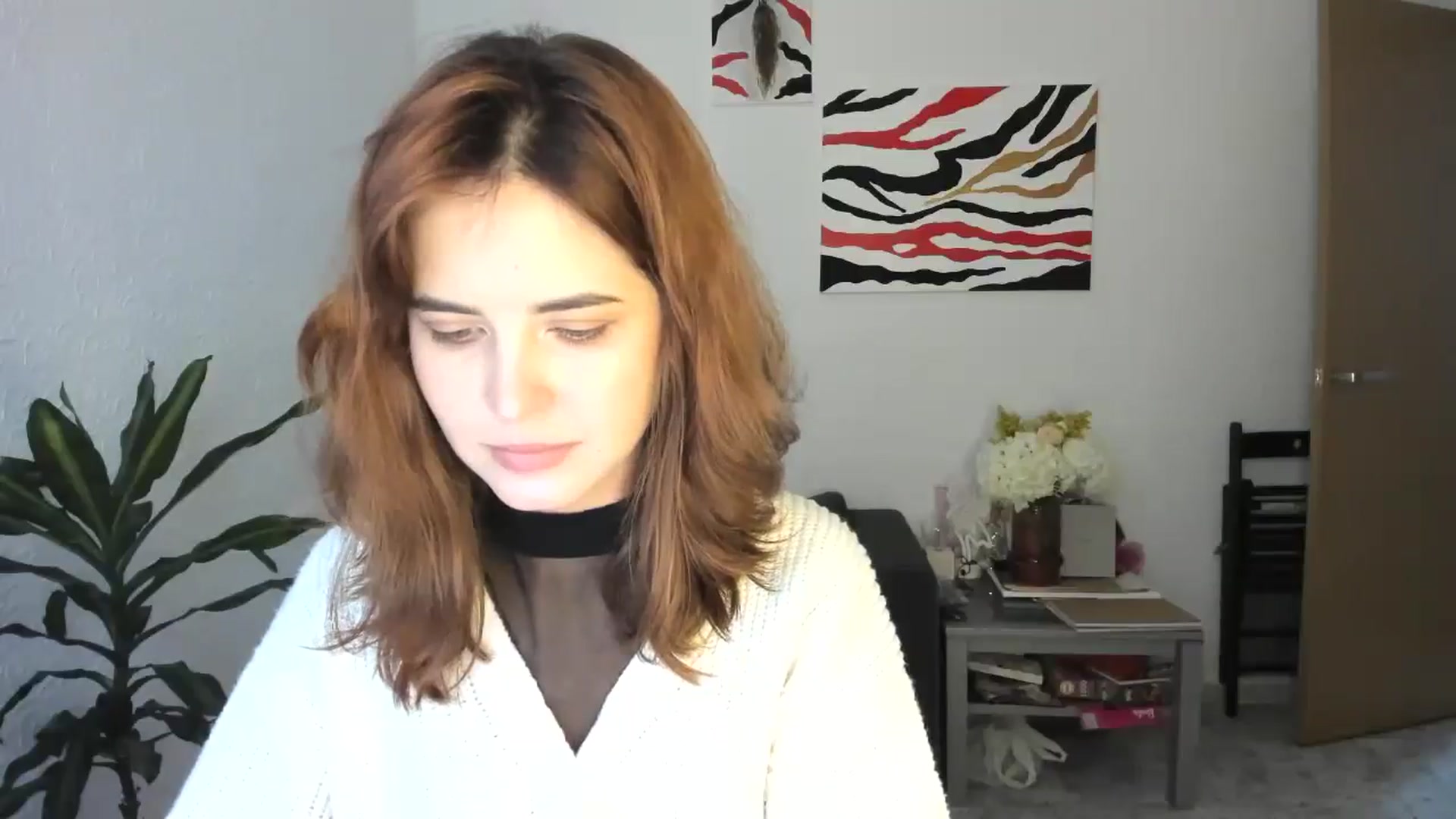 Gallery image thumbnail from AhahaGirl's myfreecams stream on, 11/19/2025, 14:48 image 13 of 20