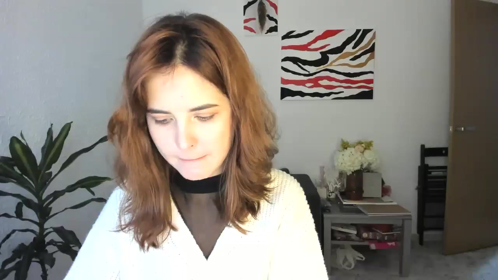 Gallery image thumbnail from AhahaGirl's myfreecams stream on, 11/19/2025, 14:48 image 14 of 20
