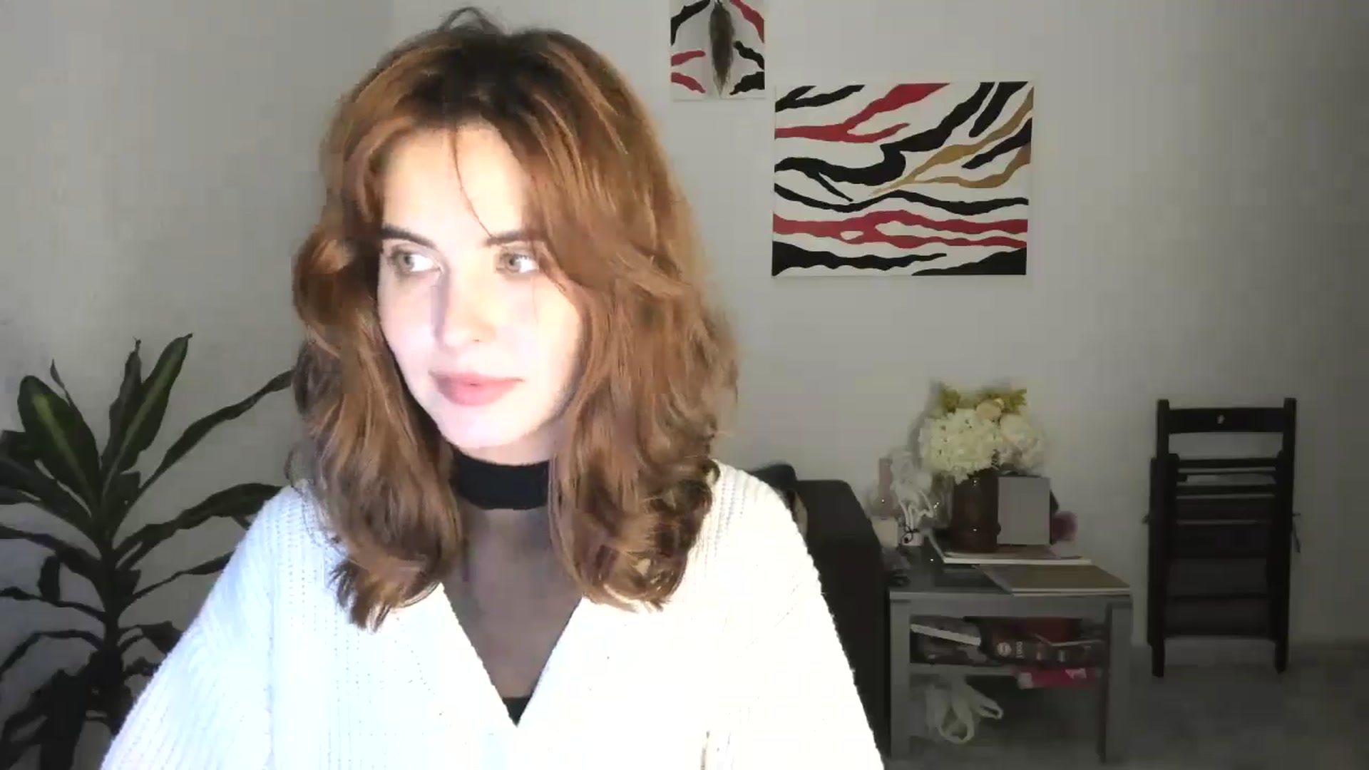 Gallery image thumbnail from AhahaGirl's myfreecams stream on, 11/19/2025, 17:08 image 12 of 20
