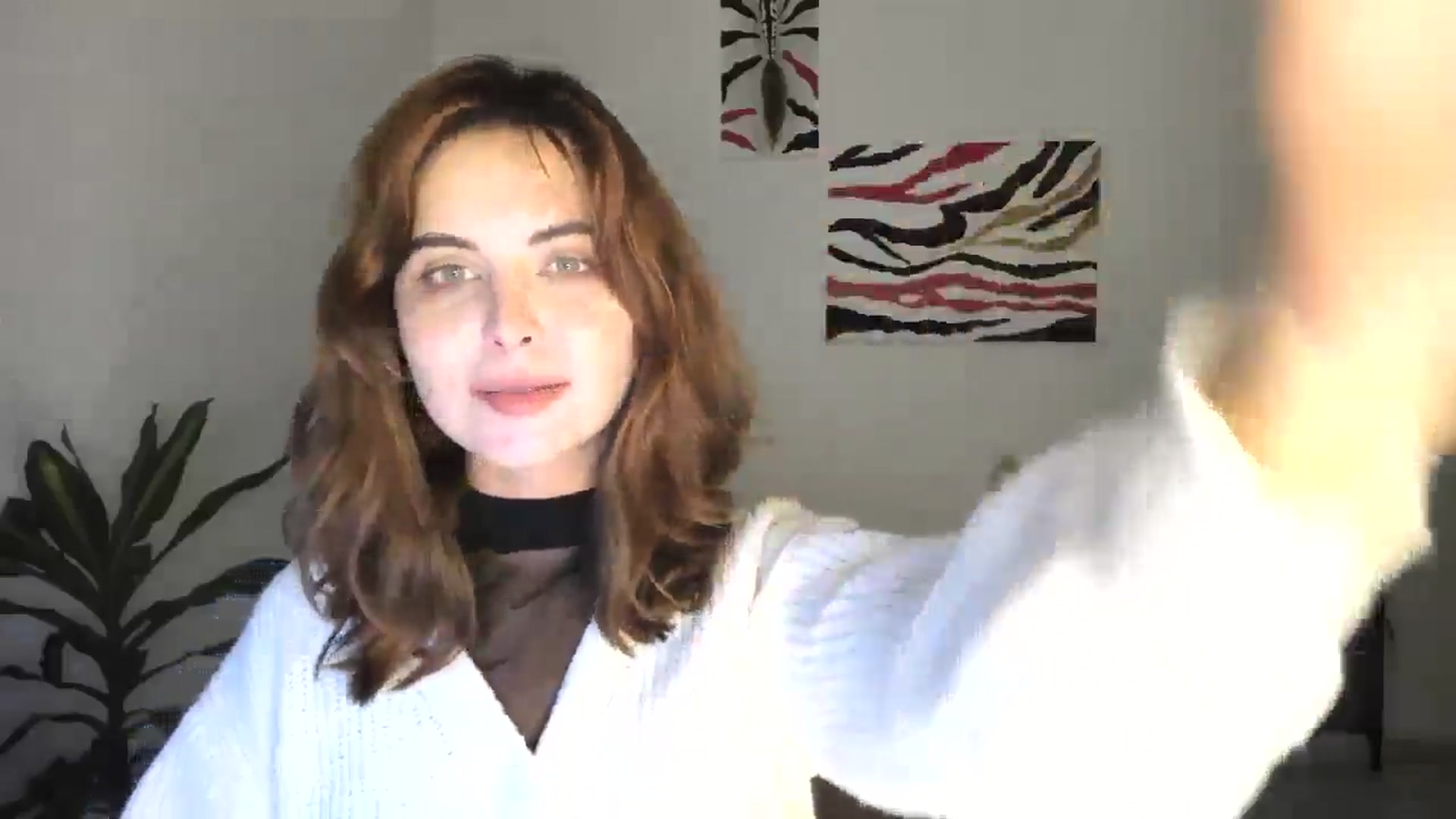 Gallery image thumbnail from AhahaGirl's myfreecams stream on, 11/19/2025, 17:08 image 9 of 20