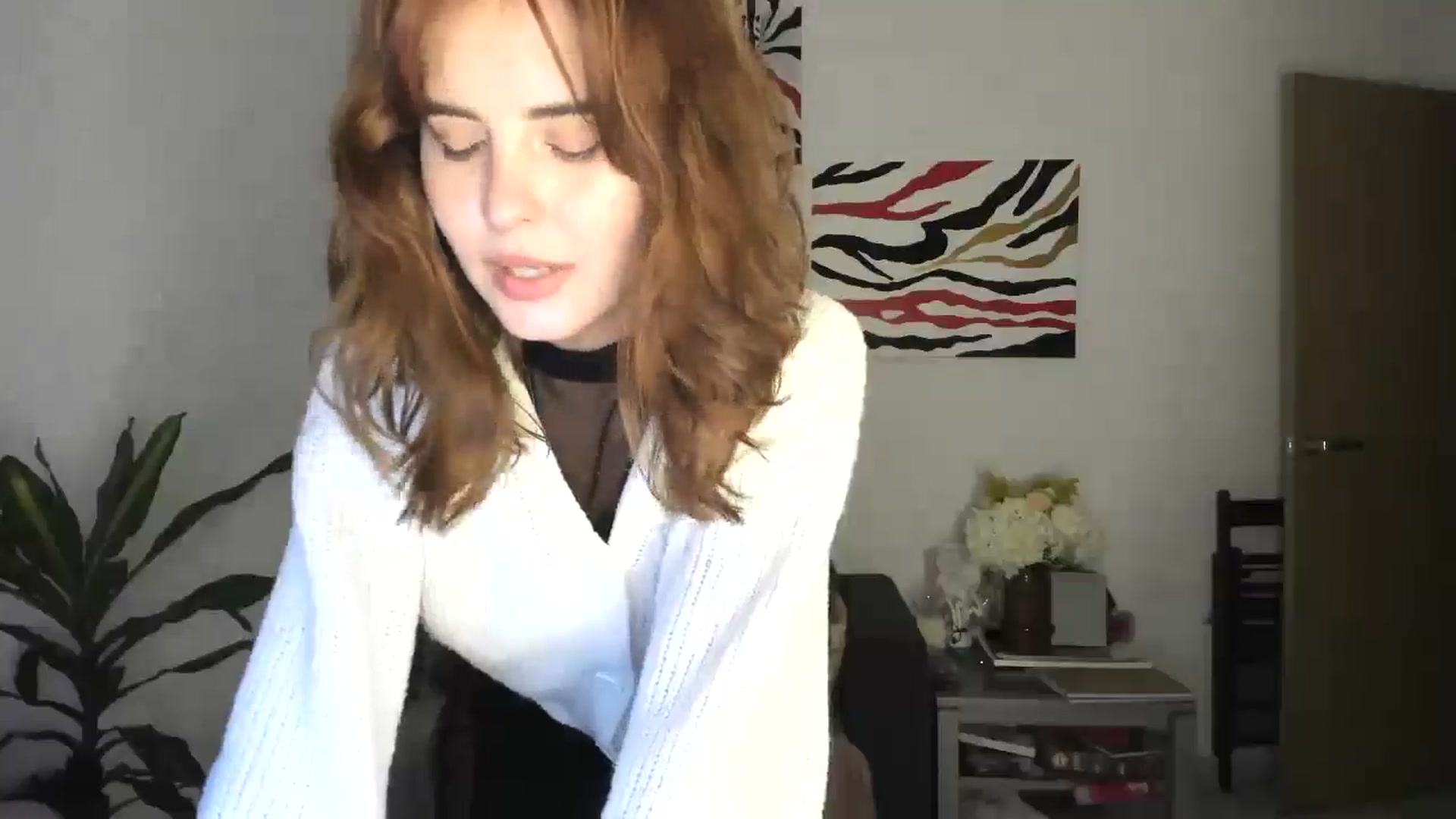 Gallery image thumbnail from AhahaGirl's myfreecams stream on, 11/19/2025, 17:08 image 16 of 20