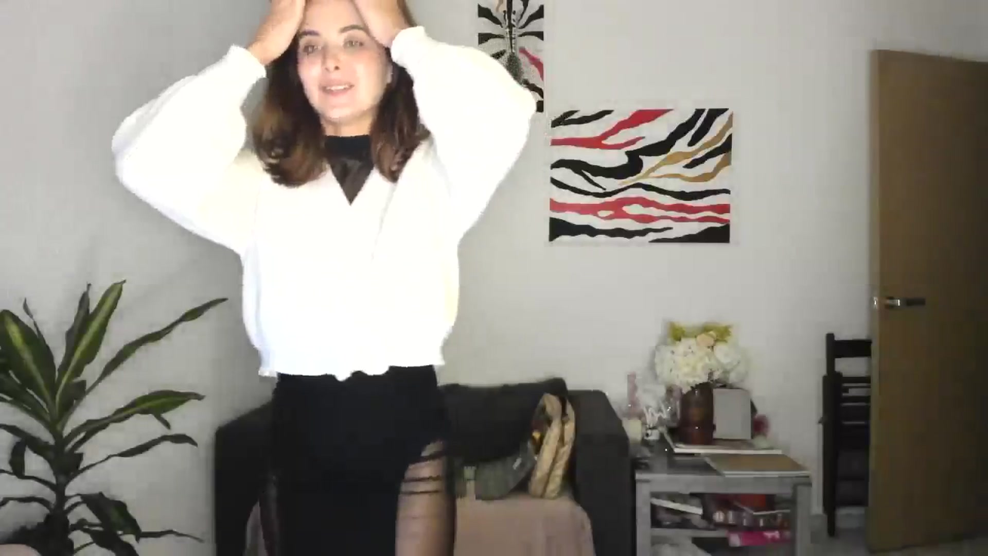 Gallery image thumbnail from AhahaGirl's myfreecams stream on, 11/19/2025, 17:08 image 17 of 20