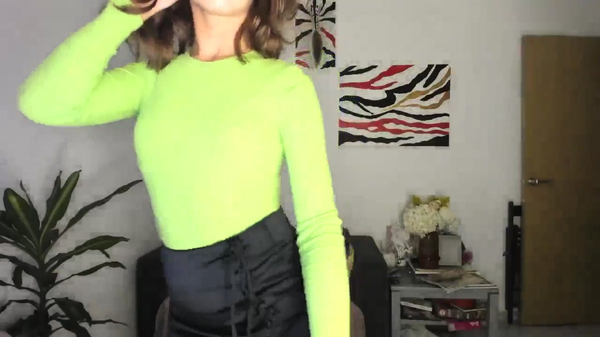 Gallery image thumbnail from AhahaGirl's myfreecams stream on, 11/20/2025, 18:36 image 13 of 20