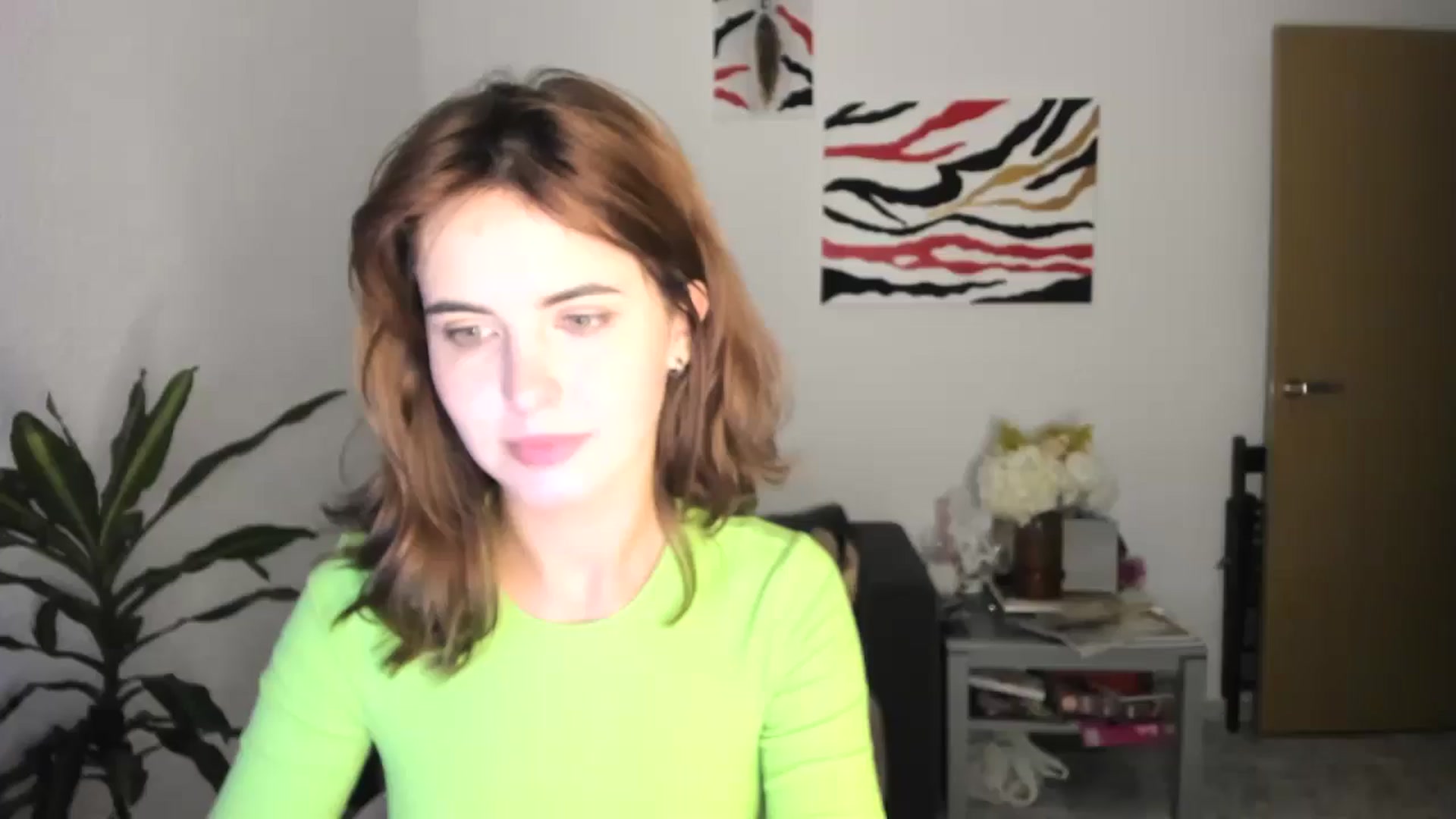 Gallery image thumbnail from AhahaGirl's myfreecams stream on, 11/20/2025, 18:36 image 4 of 20