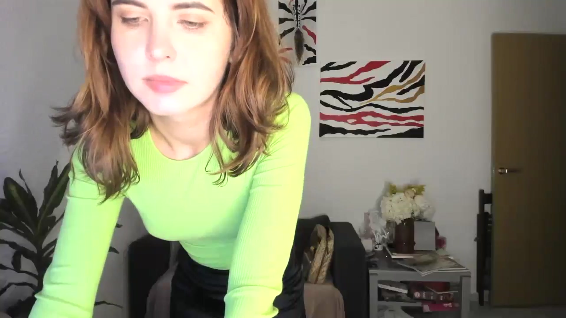 Gallery image thumbnail from AhahaGirl's myfreecams stream on, 11/20/2025, 18:36 image 15 of 20