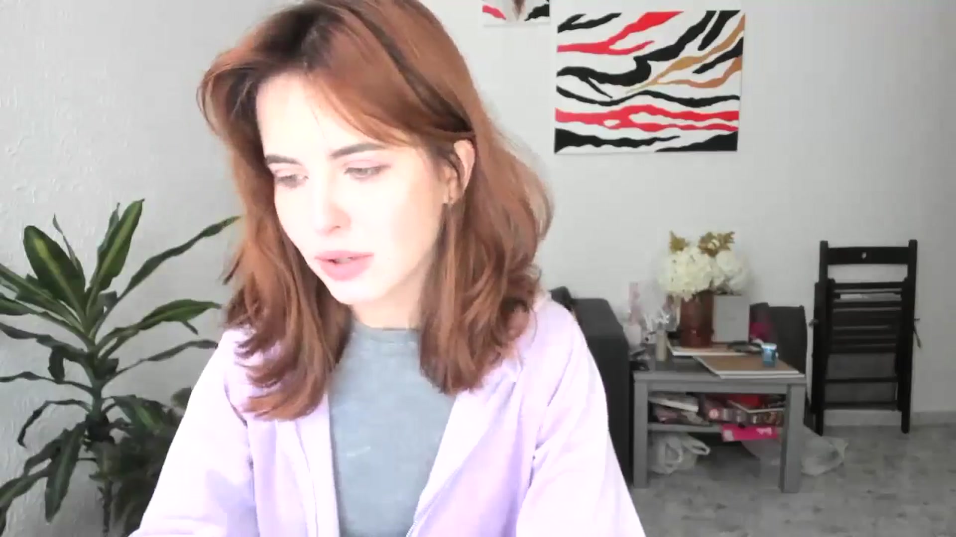 Gallery image thumbnail from AhahaGirl's myfreecams stream on, 11/24/2025, 14:00 image 4 of 20