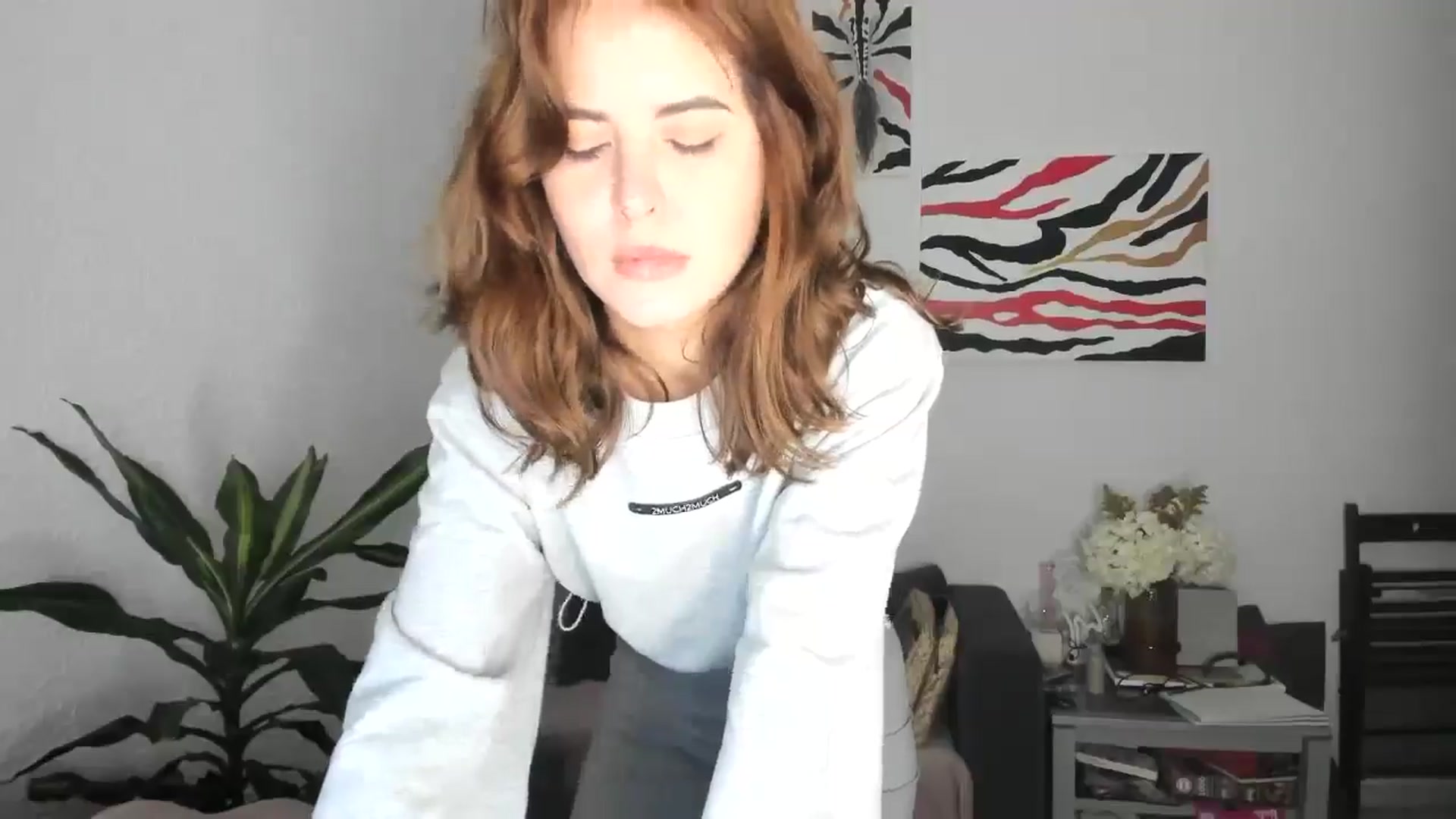 Gallery image thumbnail from AhahaGirl's myfreecams stream on, 11/25/2025, 17:25 image 5 of 20