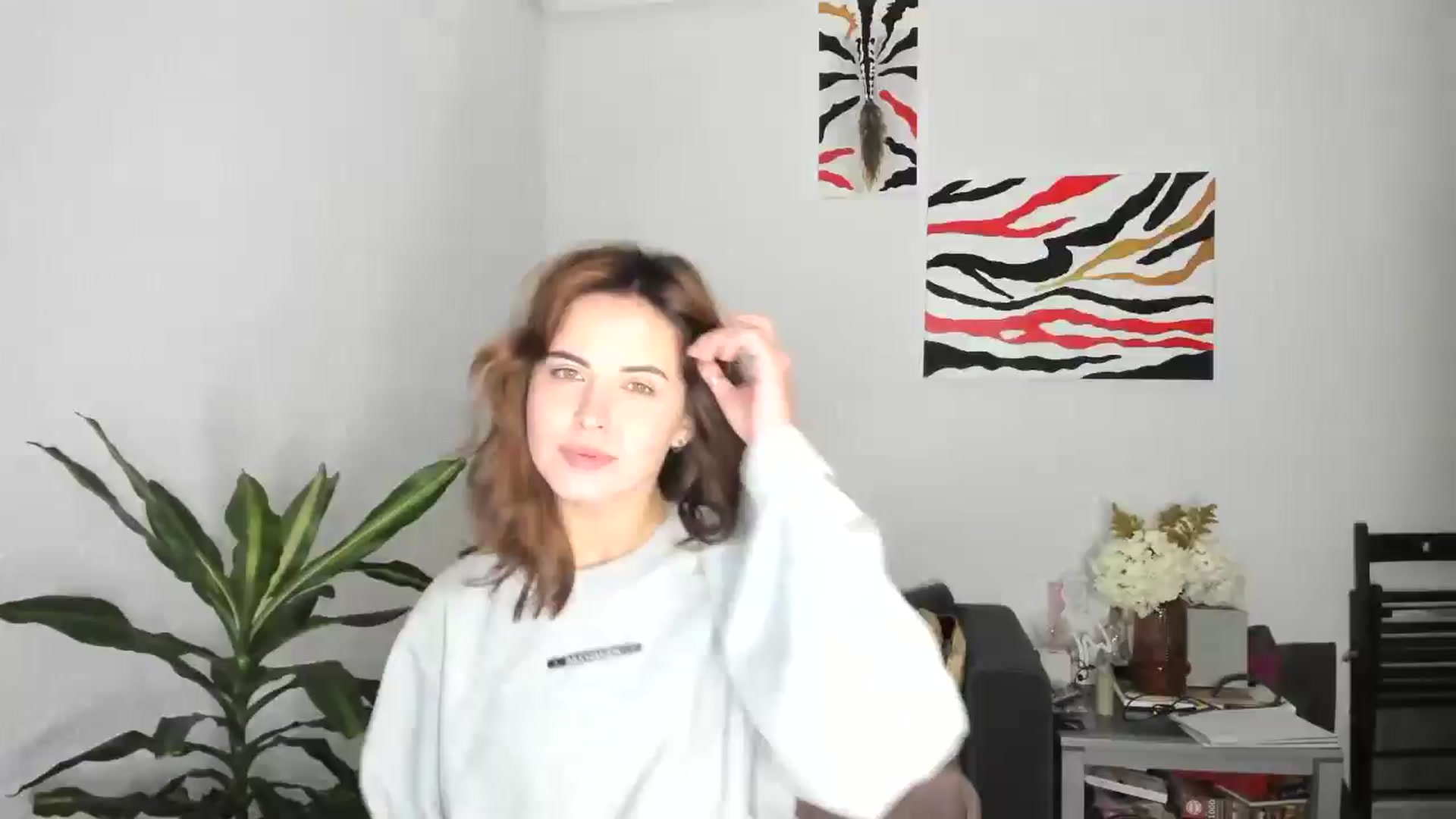 Gallery image thumbnail from AhahaGirl's myfreecams stream on, 11/25/2025, 18:00 image 11 of 20