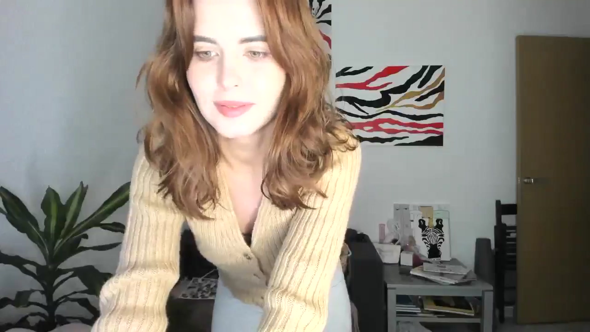 Gallery image thumbnail from AhahaGirl's myfreecams stream on, 11/27/2025, 17:36 image 4 of 20