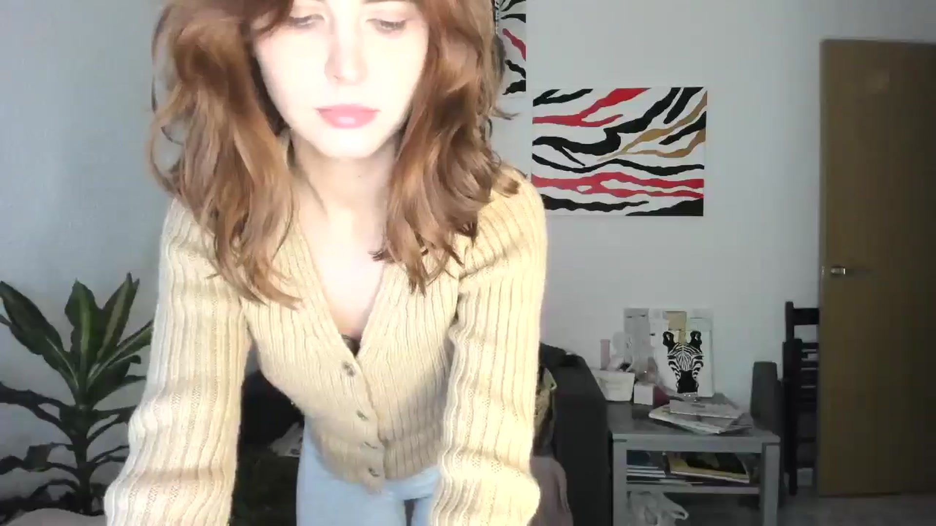 Gallery image thumbnail from AhahaGirl's myfreecams stream on, 11/27/2025, 17:36 image 20 of 20