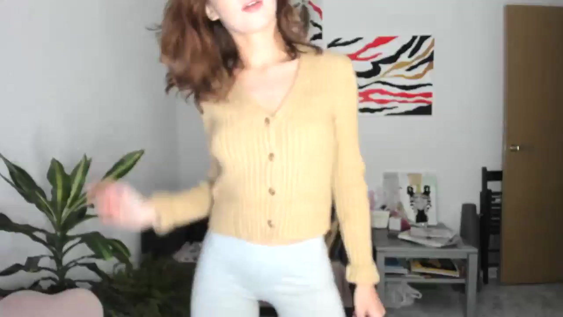Gallery image thumbnail from AhahaGirl's myfreecams stream on, 11/27/2025, 17:36 image 1 of 20