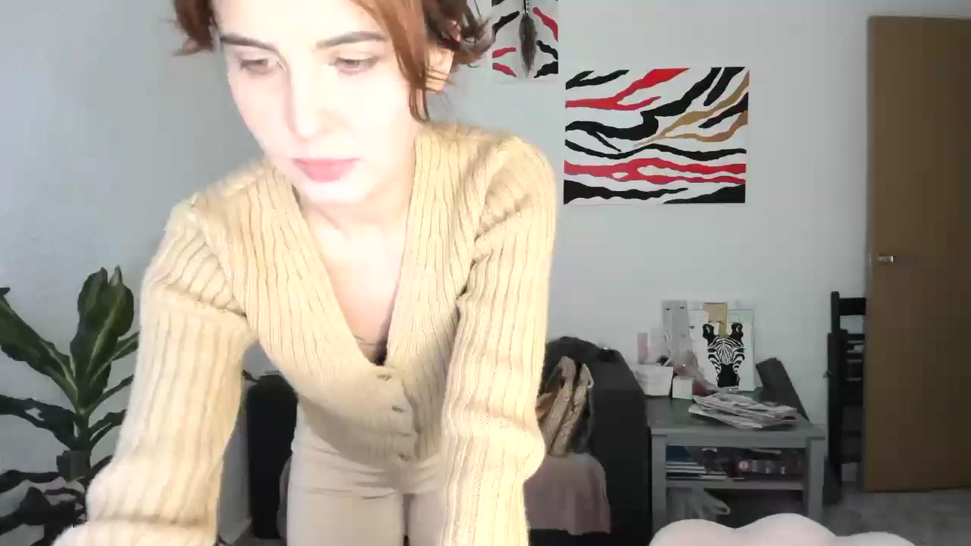 Gallery image thumbnail from AhahaGirl's myfreecams stream on, 11/28/2025, 15:47 image 16 of 20