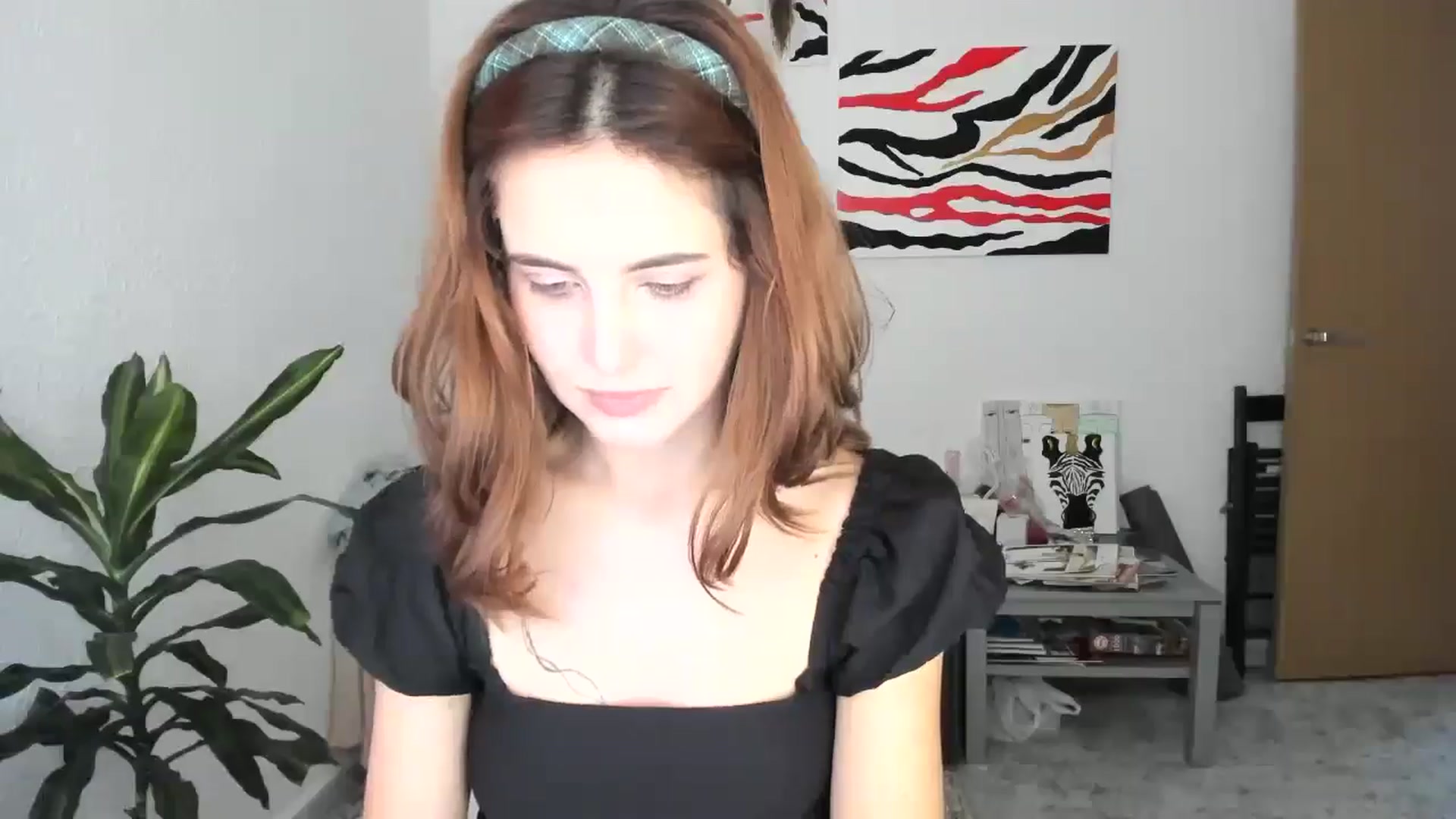 Gallery image thumbnail from AhahaGirl's myfreecams stream on, 11/29/2025, 14:41 image 5 of 20