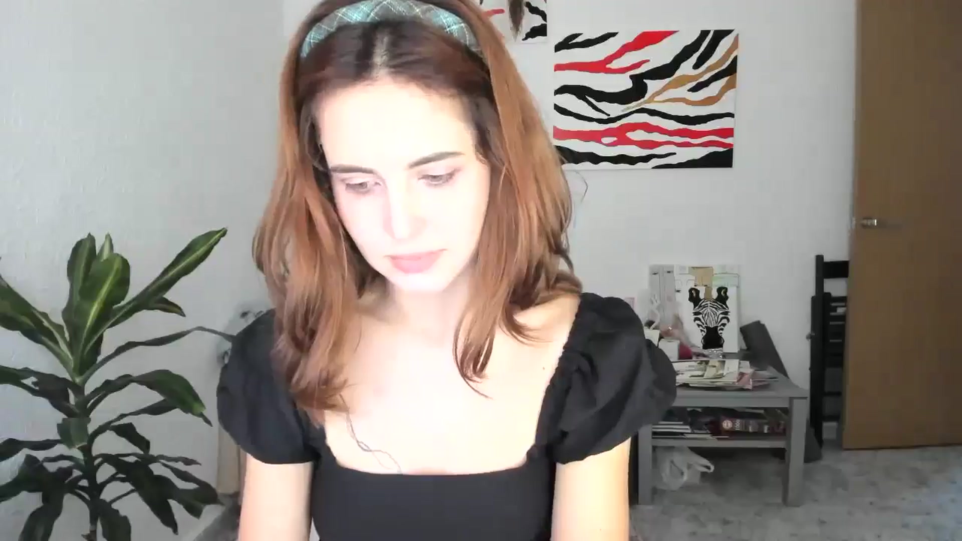 Gallery image thumbnail from AhahaGirl's myfreecams stream on, 11/29/2025, 14:41 image 4 of 20