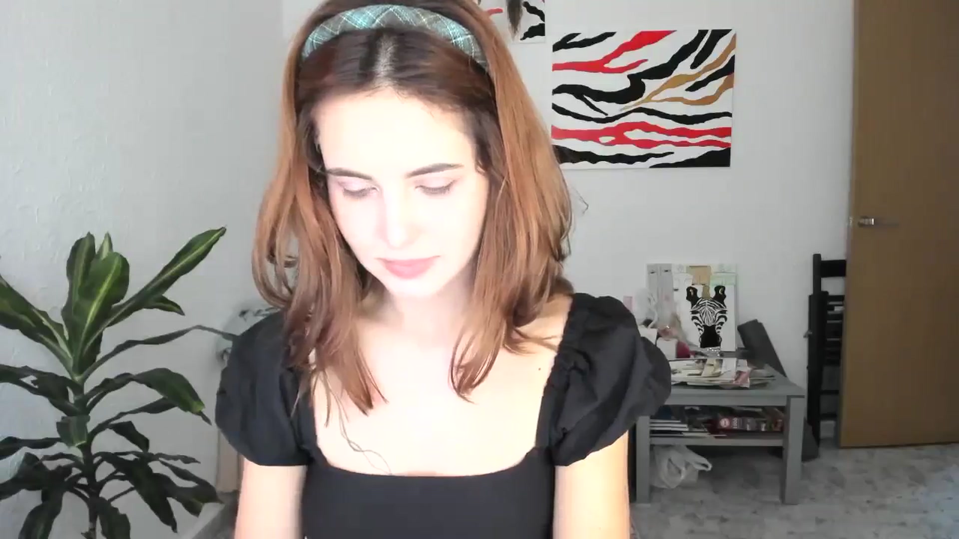 Gallery image thumbnail from AhahaGirl's myfreecams stream on, 11/29/2025, 14:41 image 8 of 20