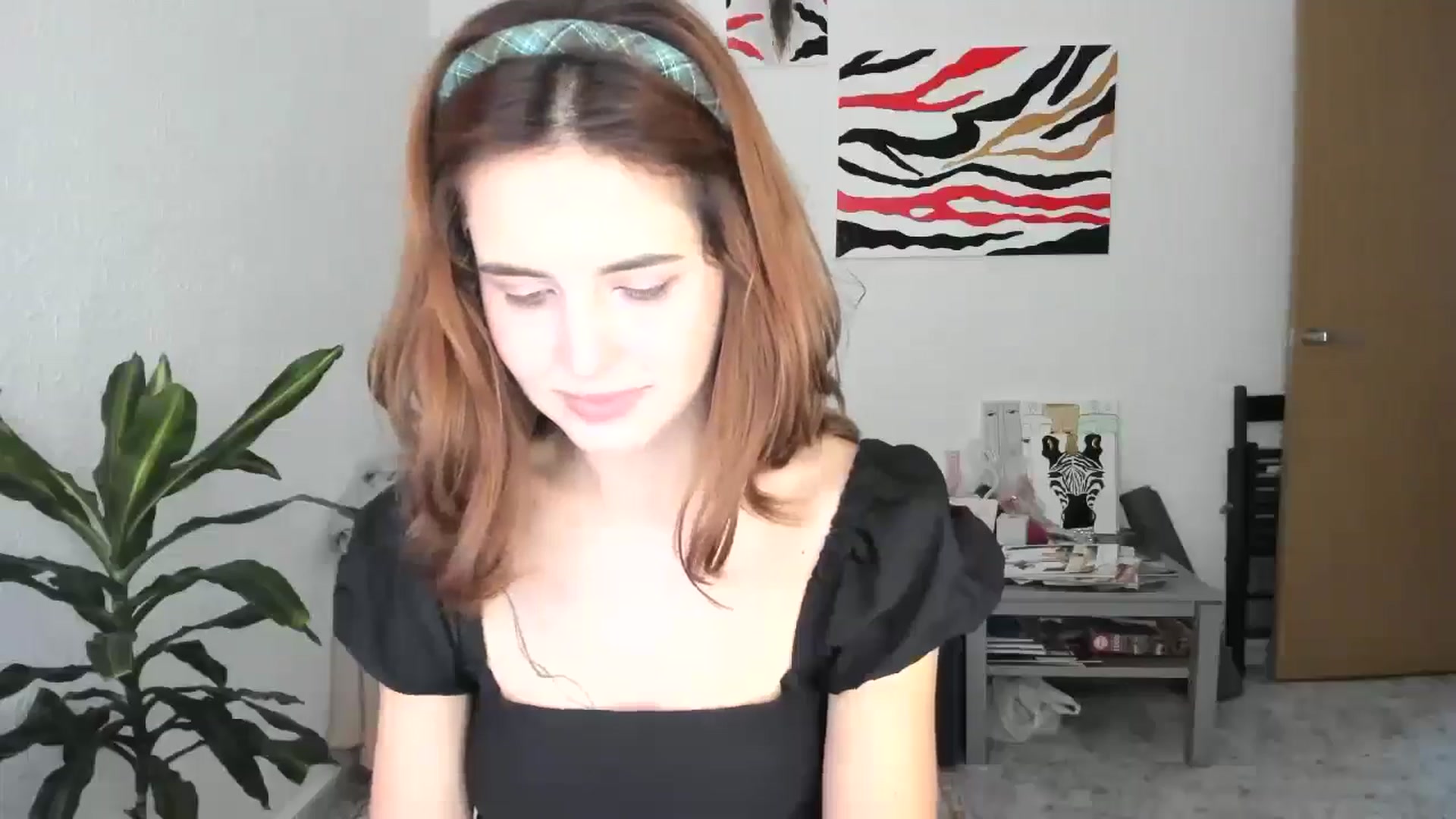 Gallery image thumbnail from AhahaGirl's myfreecams stream on, 11/29/2025, 14:41 image 2 of 20