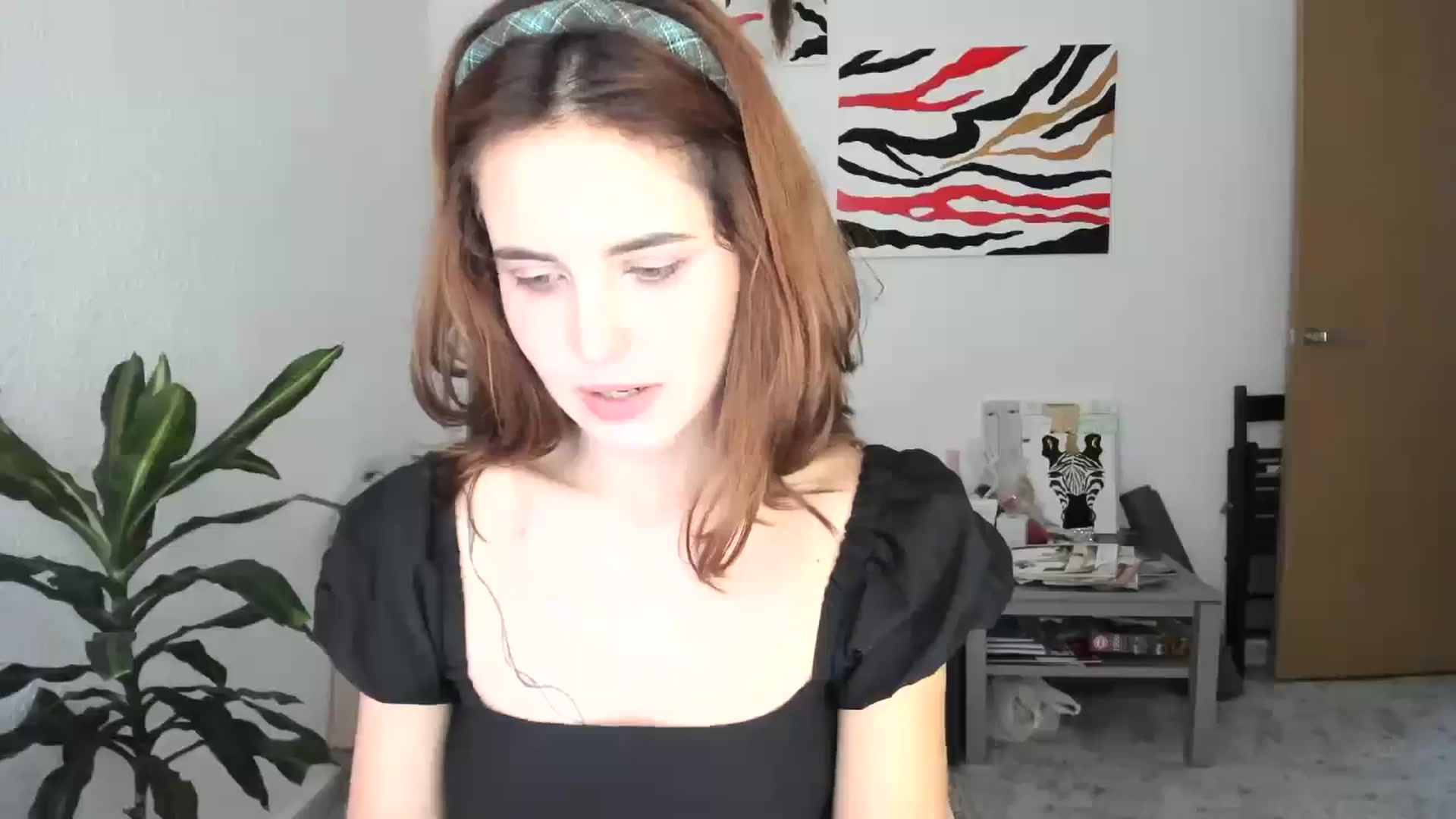 Gallery image thumbnail from AhahaGirl's myfreecams stream on, 11/29/2025, 14:41 image 6 of 20