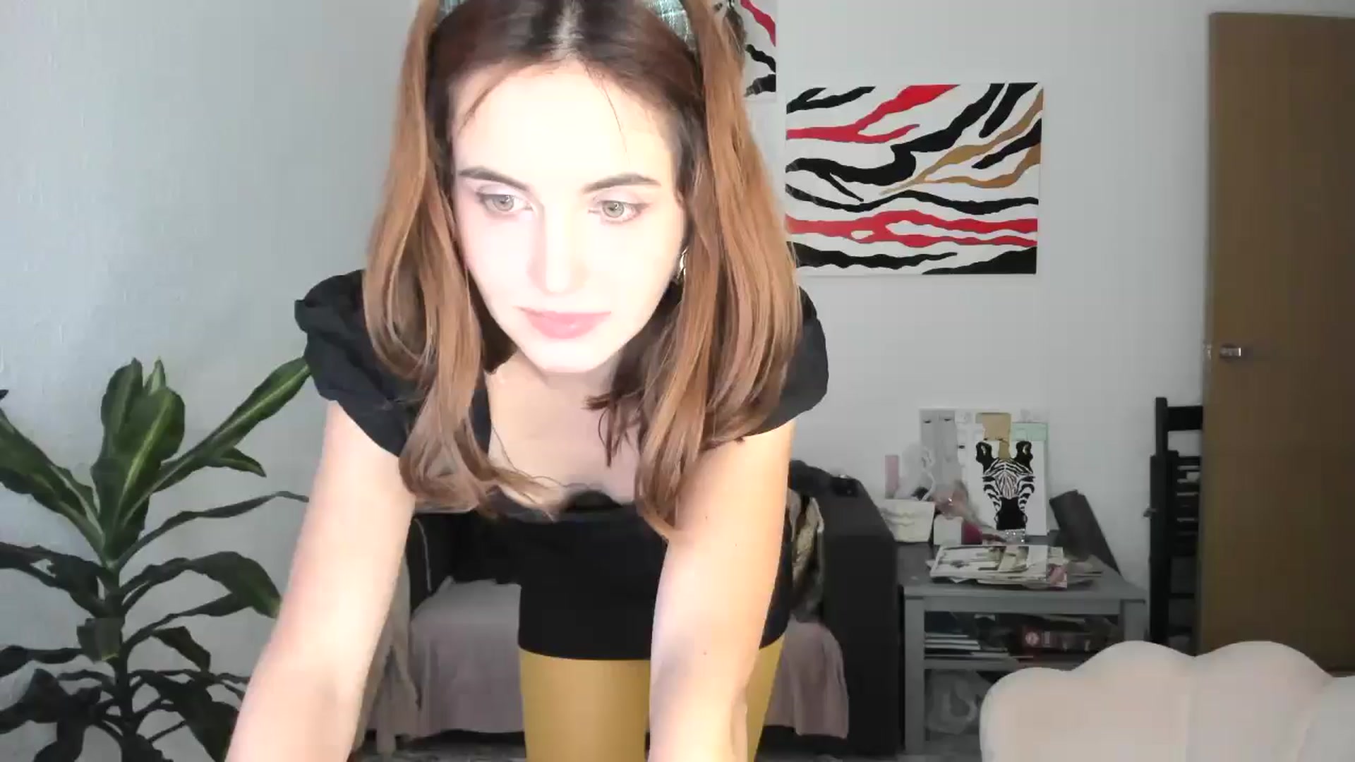 Gallery image thumbnail from AhahaGirl's myfreecams stream on, 11/29/2025, 15:56 image 14 of 20
