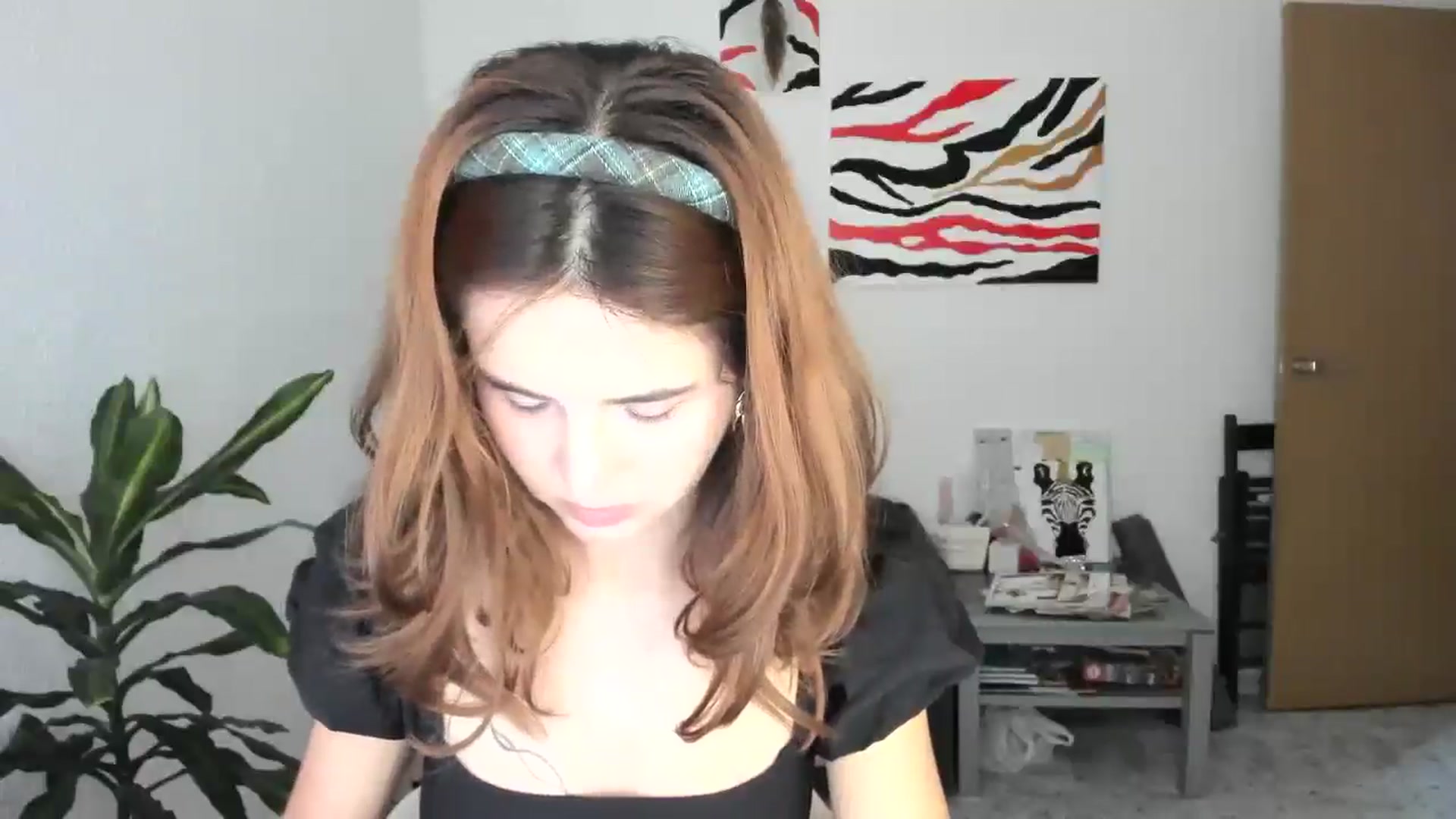 Gallery image thumbnail from AhahaGirl's myfreecams stream on, 11/29/2025, 15:56 image 2 of 20