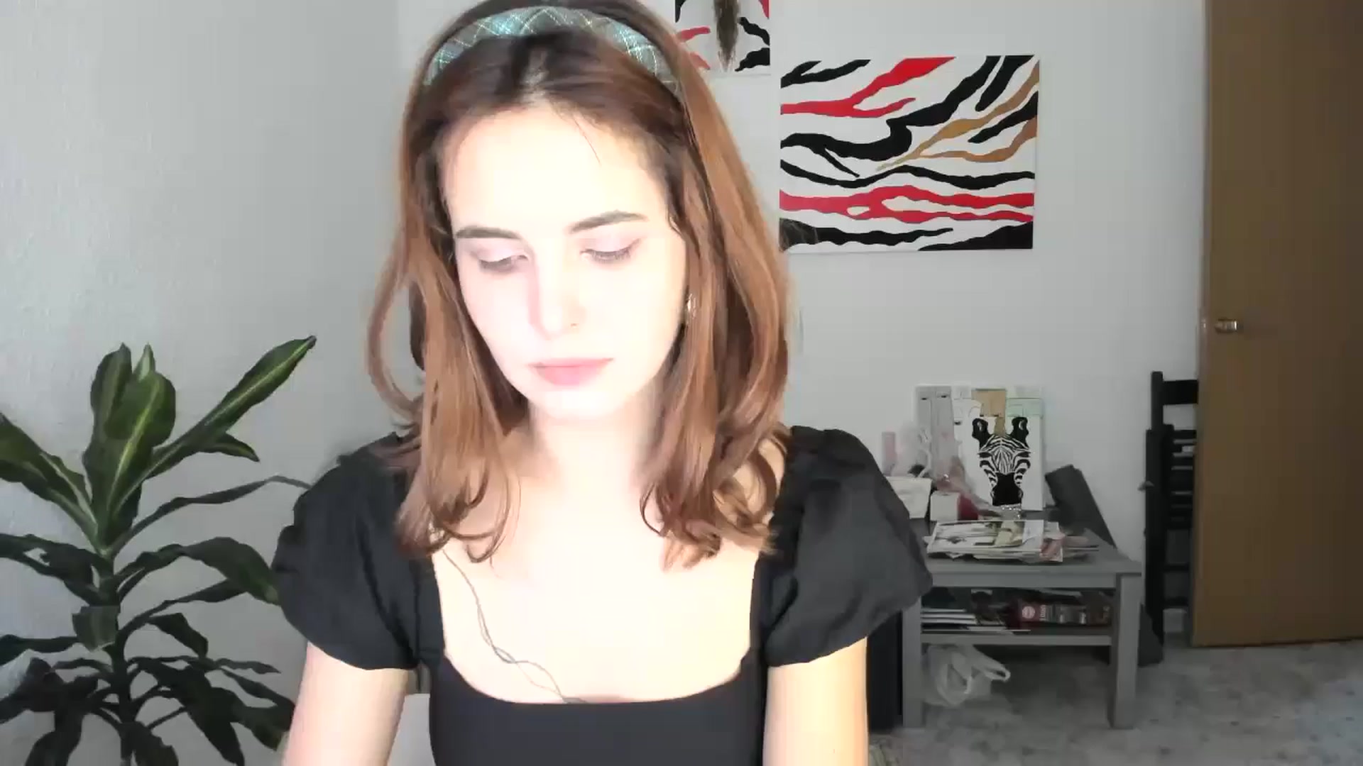 Gallery image thumbnail from AhahaGirl's myfreecams stream on, 11/29/2025, 15:56 image 5 of 20