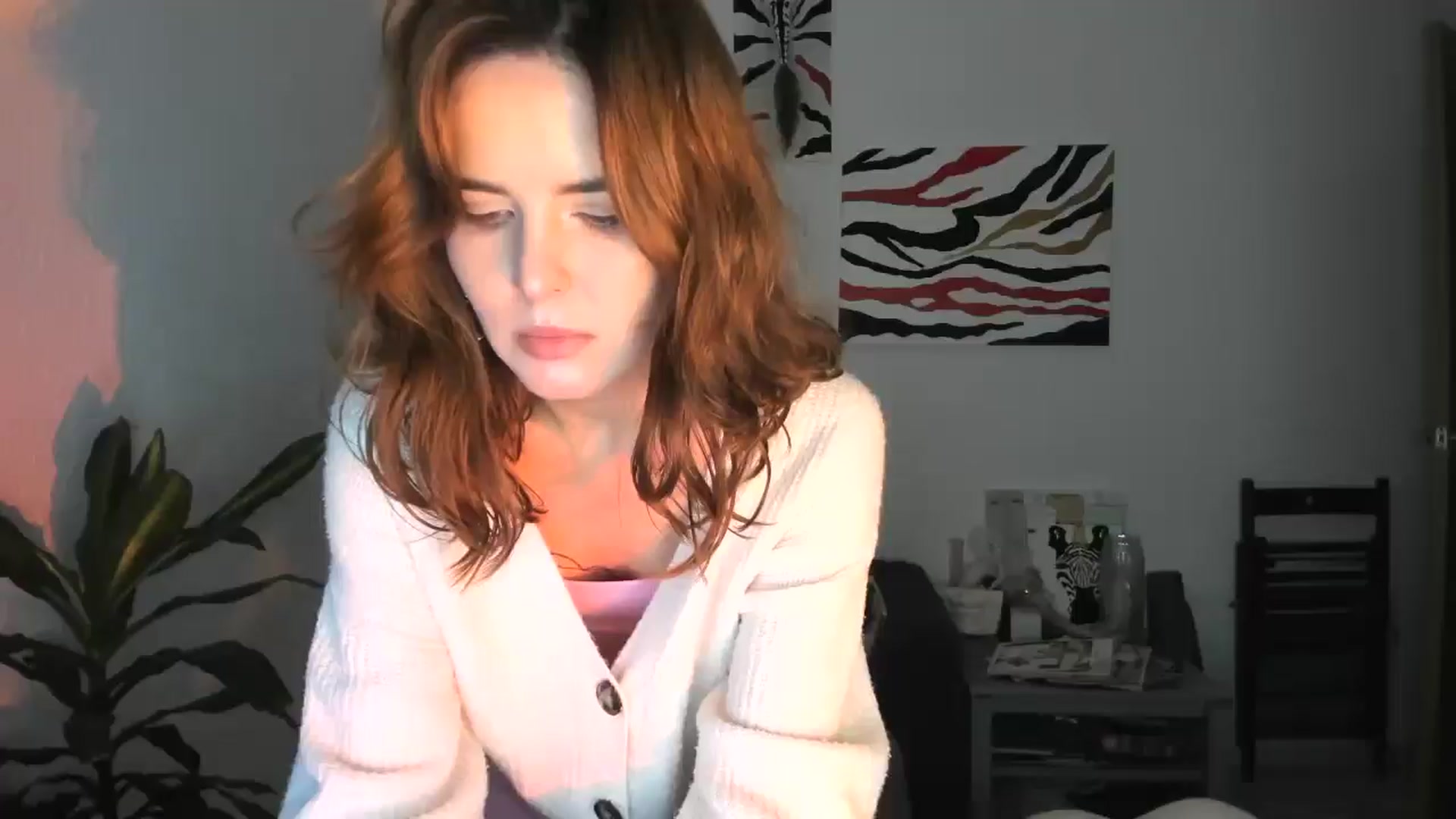 Gallery image thumbnail from AhahaGirl's myfreecams stream on, 12/03/2025, 19:44 image 3 of 20