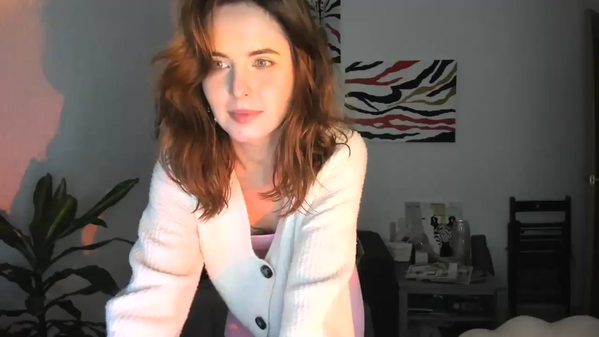 Gallery image thumbnail from AhahaGirl's myfreecams stream on, 12/03/2025, 19:44 image 19 of 20