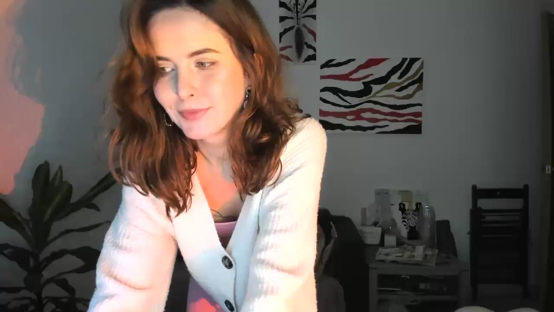 Gallery image thumbnail from AhahaGirl's myfreecams stream on, 12/03/2025, 19:44 image 6 of 20