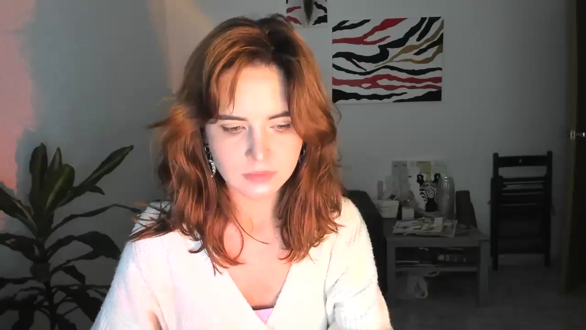 Gallery image thumbnail from AhahaGirl's myfreecams stream on, 12/03/2025, 21:31 image 12 of 20