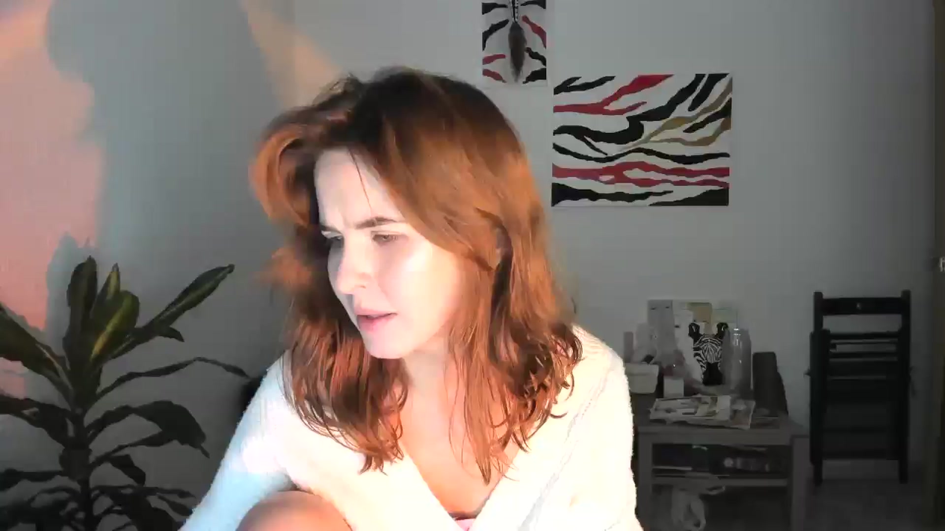 Gallery image thumbnail from AhahaGirl's myfreecams stream on, 12/03/2025, 21:31 image 19 of 20