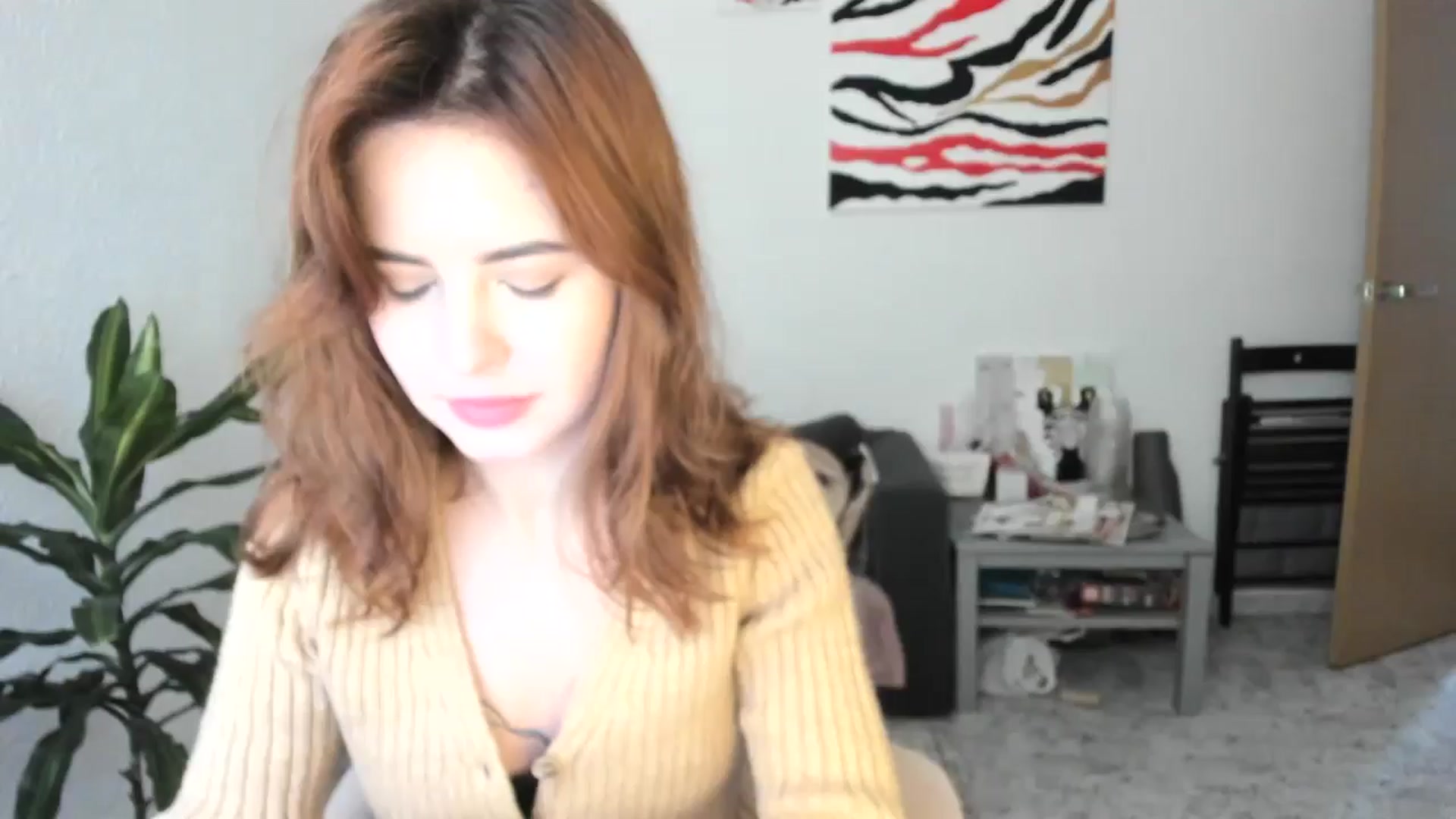 Gallery image thumbnail from AhahaGirl's myfreecams stream on, 12/05/2025, 14:15 image 11 of 20
