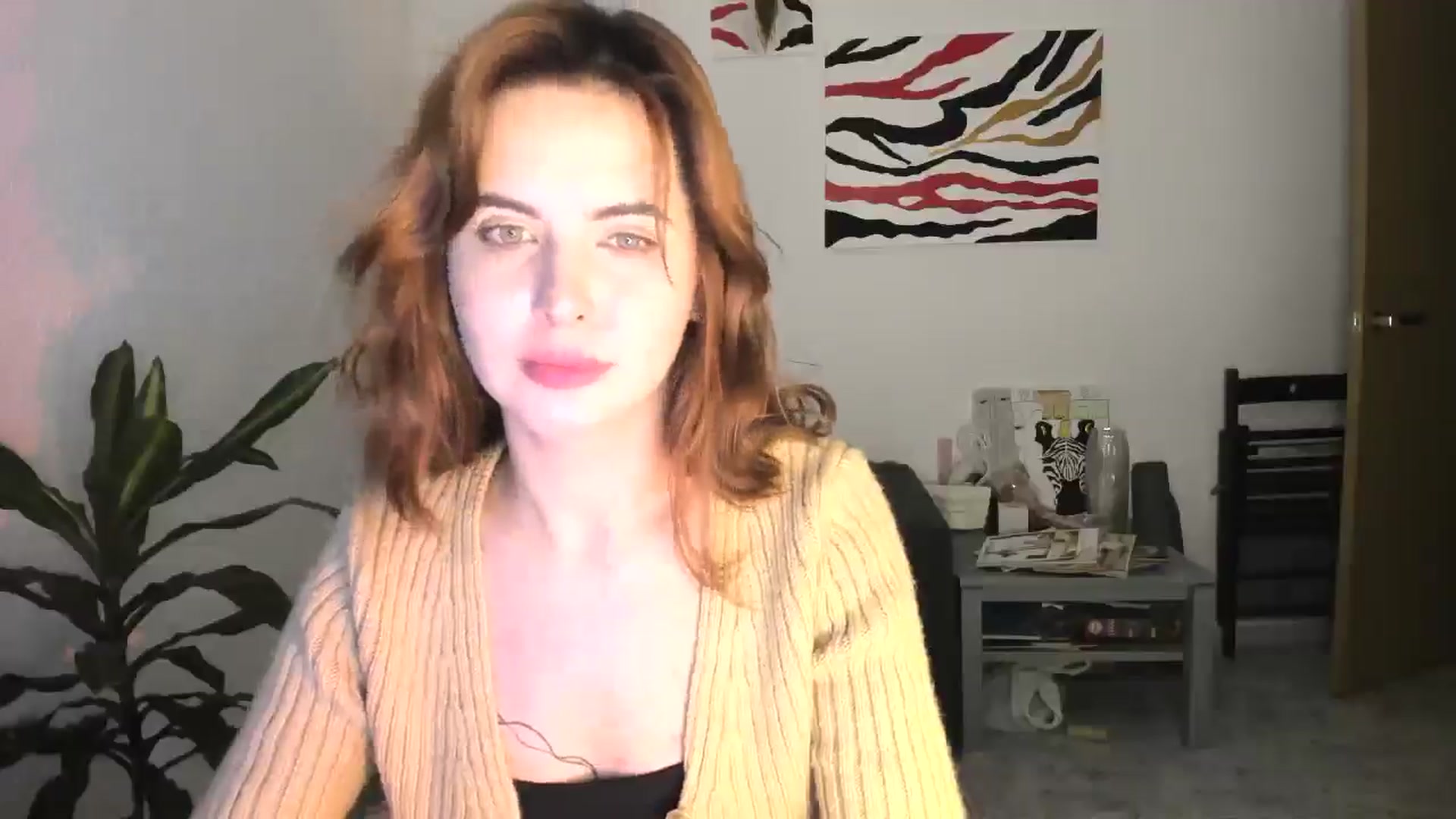 Gallery image thumbnail from AhahaGirl's myfreecams stream on, 12/05/2025, 16:58 image 18 of 20