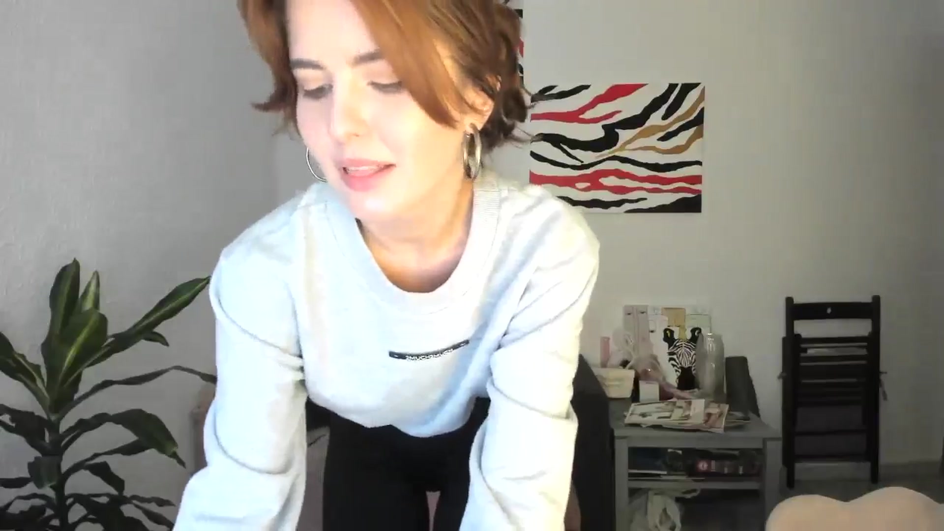 Gallery image thumbnail from AhahaGirl's myfreecams stream on, 12/06/2025, 15:38 image 20 of 20