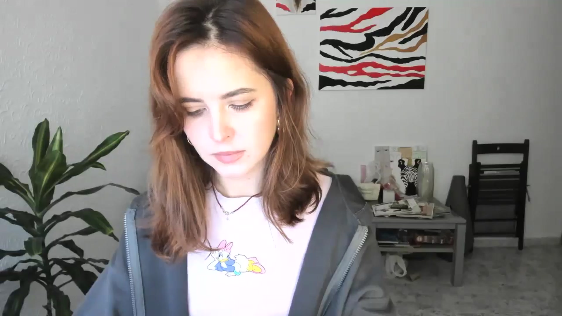 Gallery image thumbnail from AhahaGirl's myfreecams stream on, 12/08/2025, 13:37 image 18 of 20