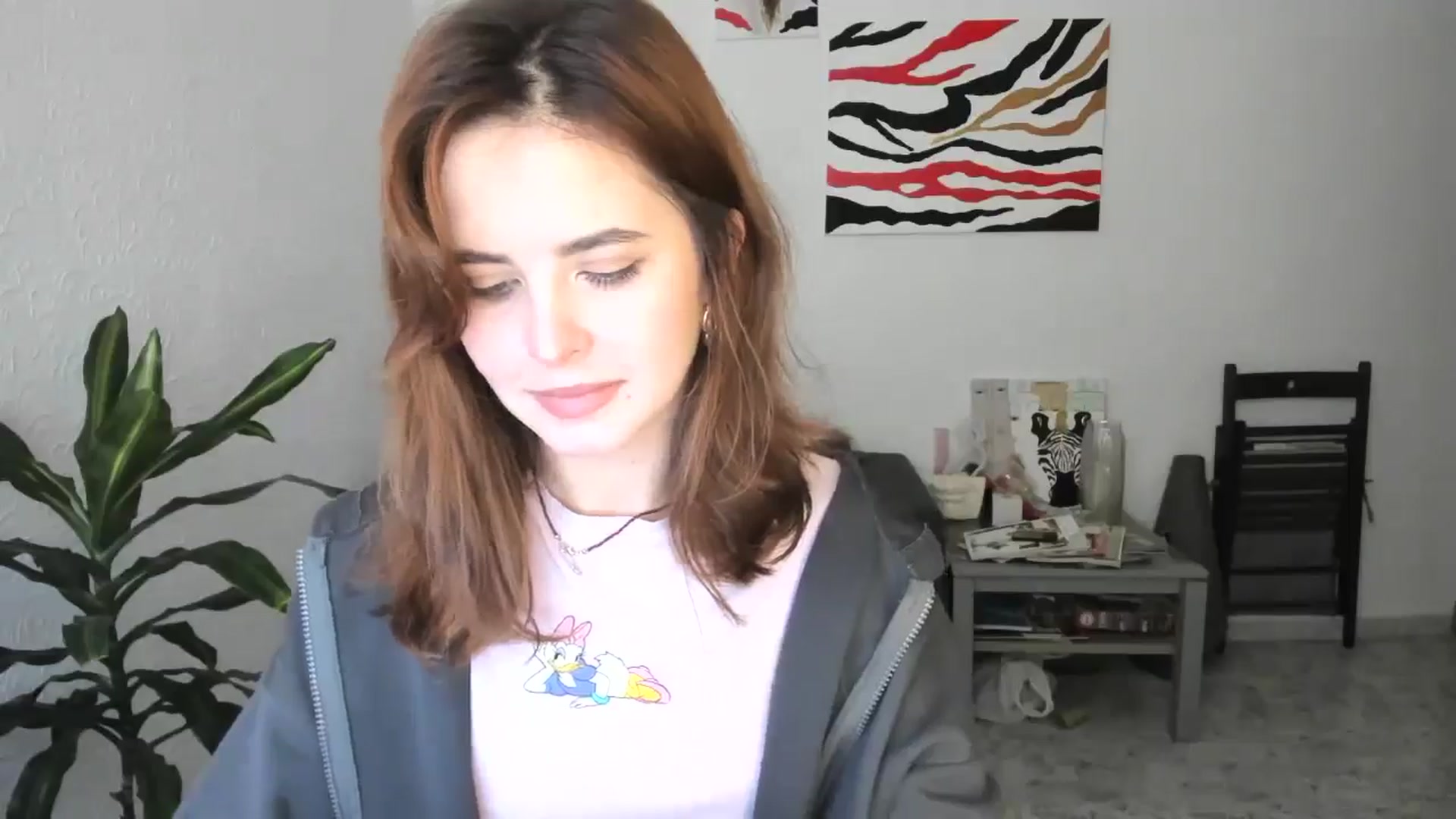 Gallery image thumbnail from AhahaGirl's myfreecams stream on, 12/08/2025, 13:37 image 19 of 20