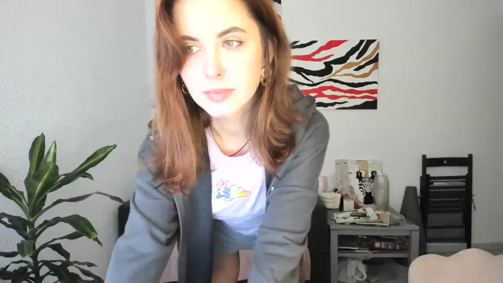 Gallery image thumbnail from AhahaGirl's myfreecams stream on, 12/08/2025, 13:37 image 14 of 20