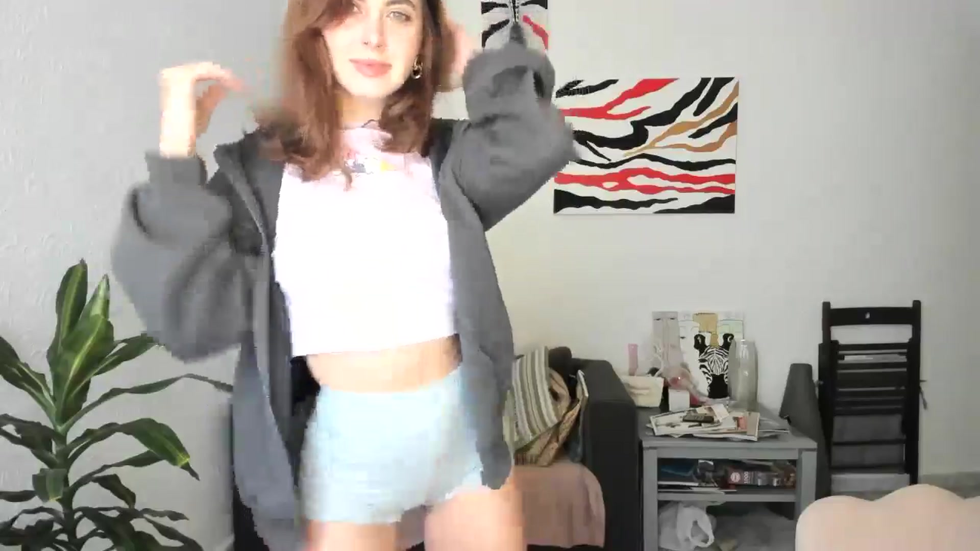 Gallery image thumbnail from AhahaGirl's myfreecams stream on, 12/08/2025, 13:37 image 16 of 20
