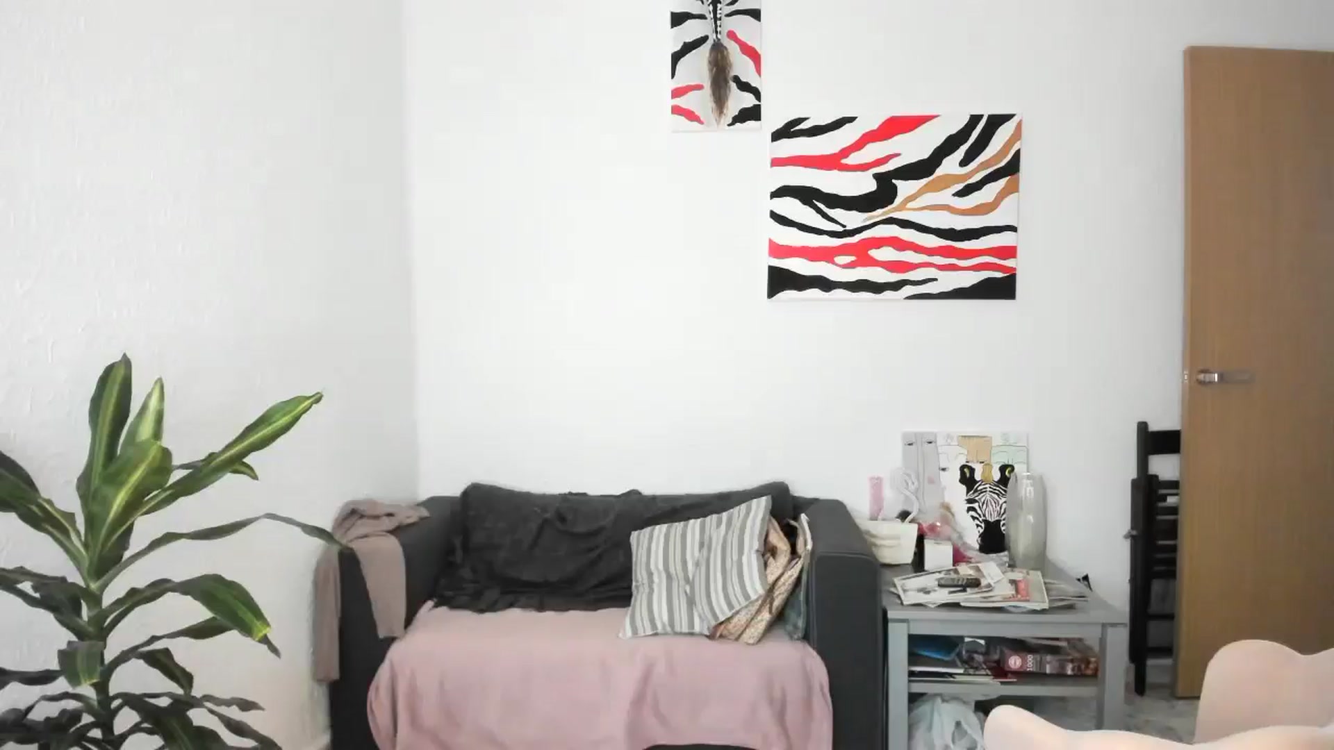 Gallery image thumbnail from AhahaGirl's myfreecams stream on, 12/09/2025, 15:11 image 13 of 20